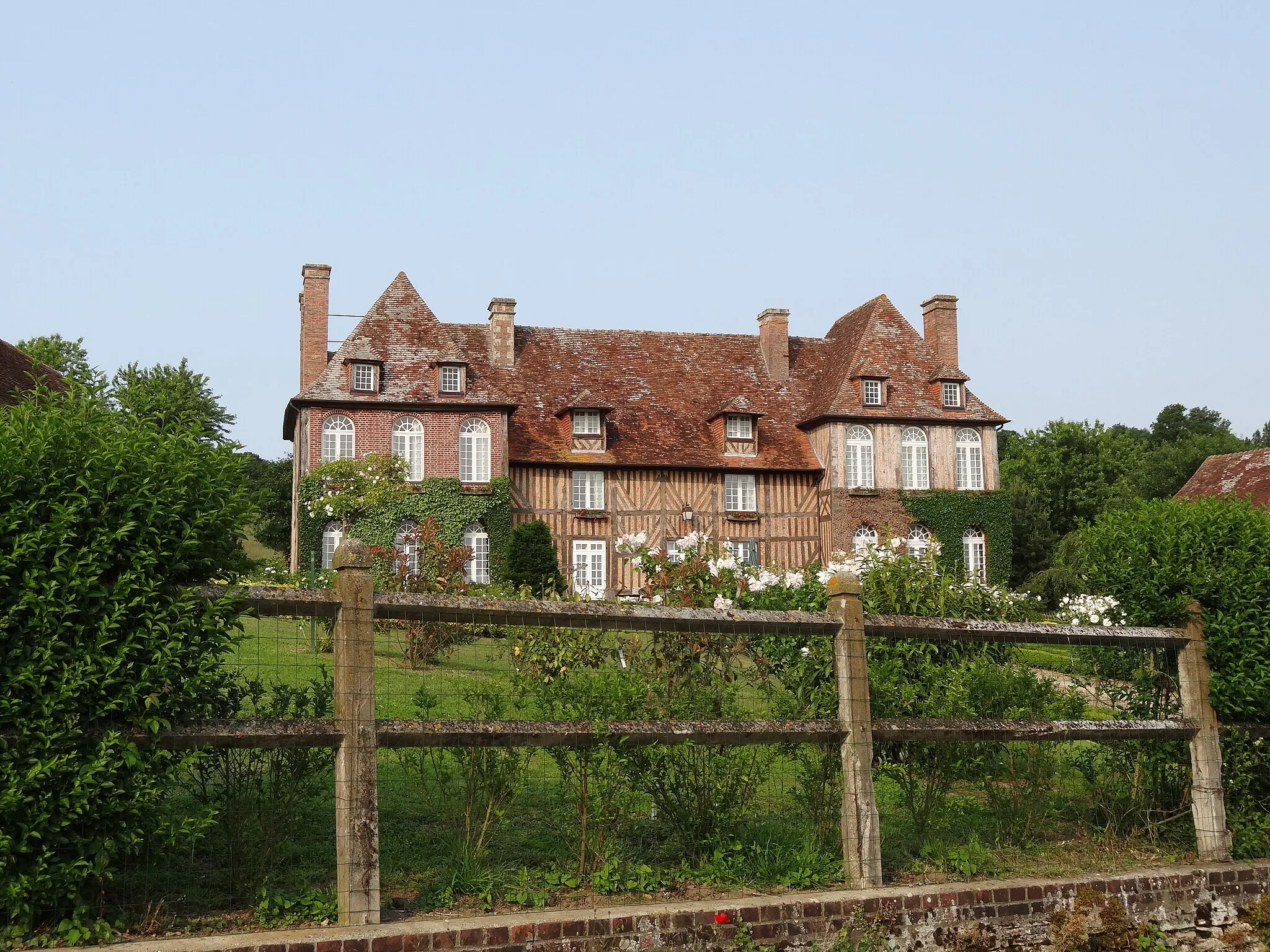 Photo showing: Logis du Manoir du Lieu-Rocher à Vieux-Pont-en-Auge