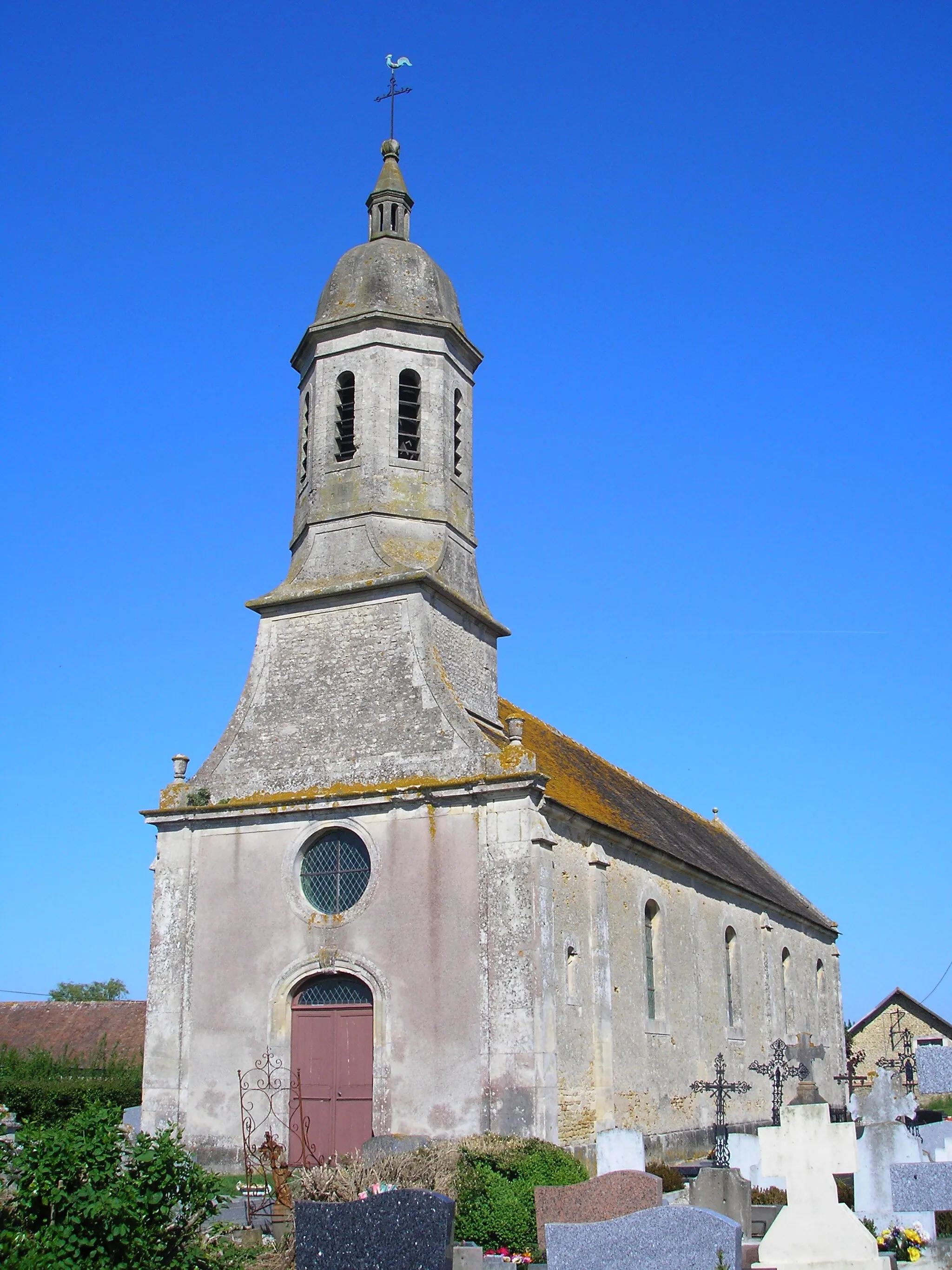 Photo showing: Saint-Pierre-du-Jonquet (Normandie, France). L'église Saint-Pierre.