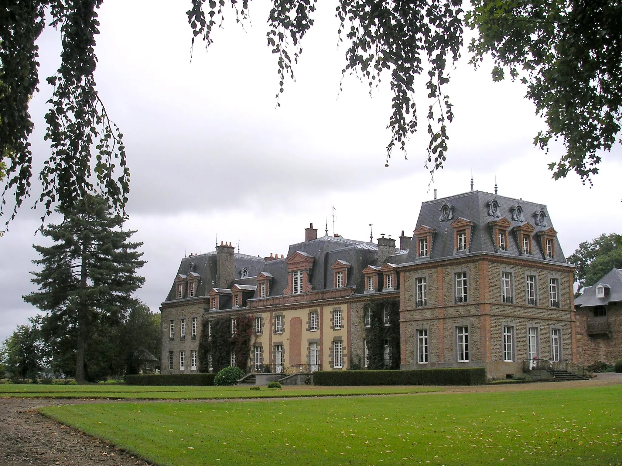 Photo showing: Thubœuf (Pays de la Loire, France). Le château de Chantepie.