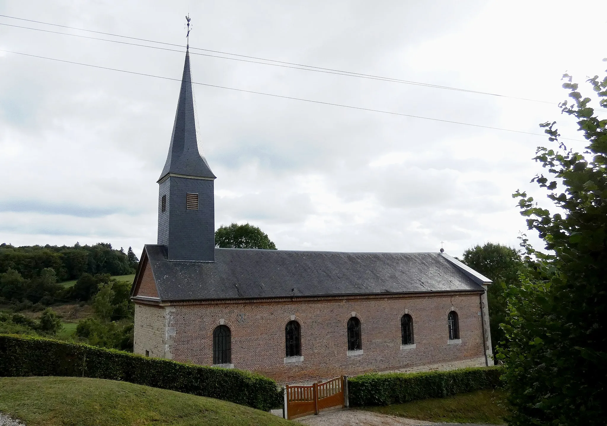 Photo showing: La Fresnaie-Fayel (Normandie, France). L'église Saint-Ouen.