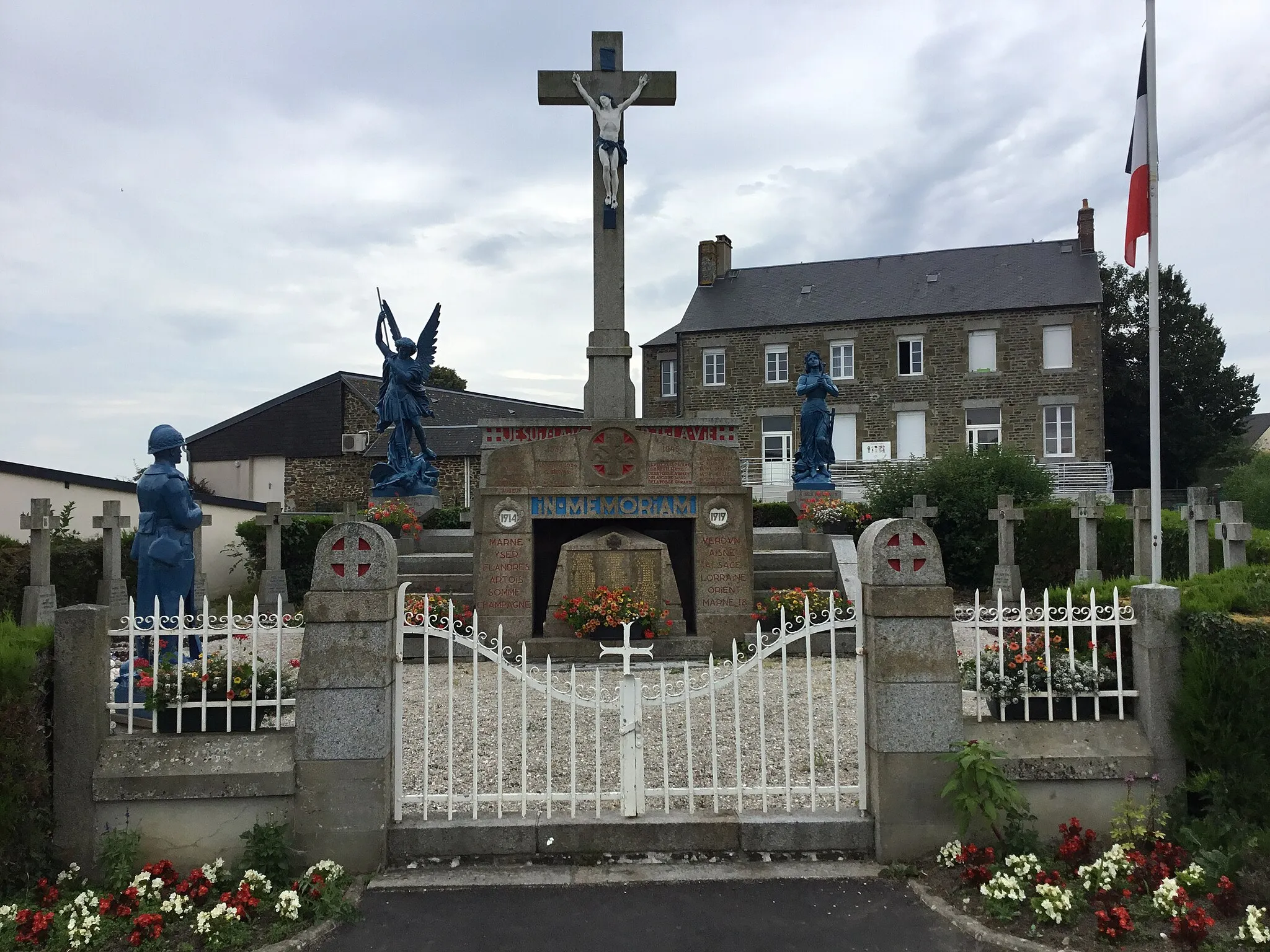 Photo showing: Monument aux morts de Guilberville