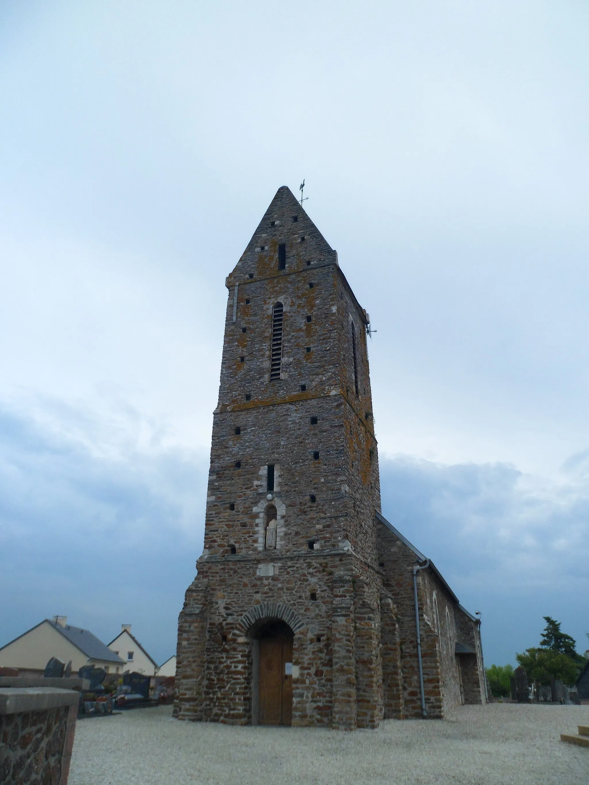 Photo showing: Église Saint-Pierre de fr:Biéville