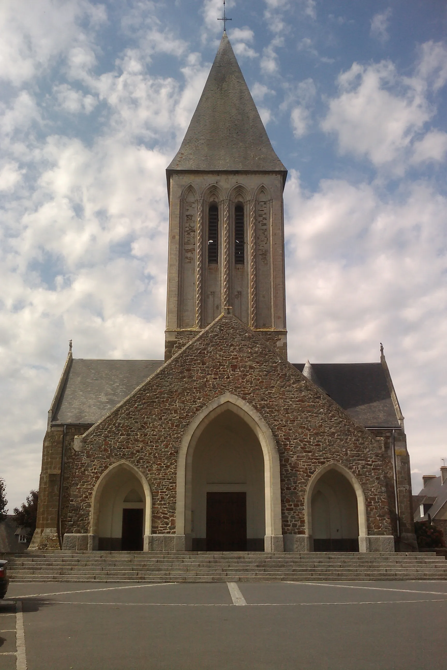 Photo showing: Église Saint-Martin de fr:Condé-sur-Vire