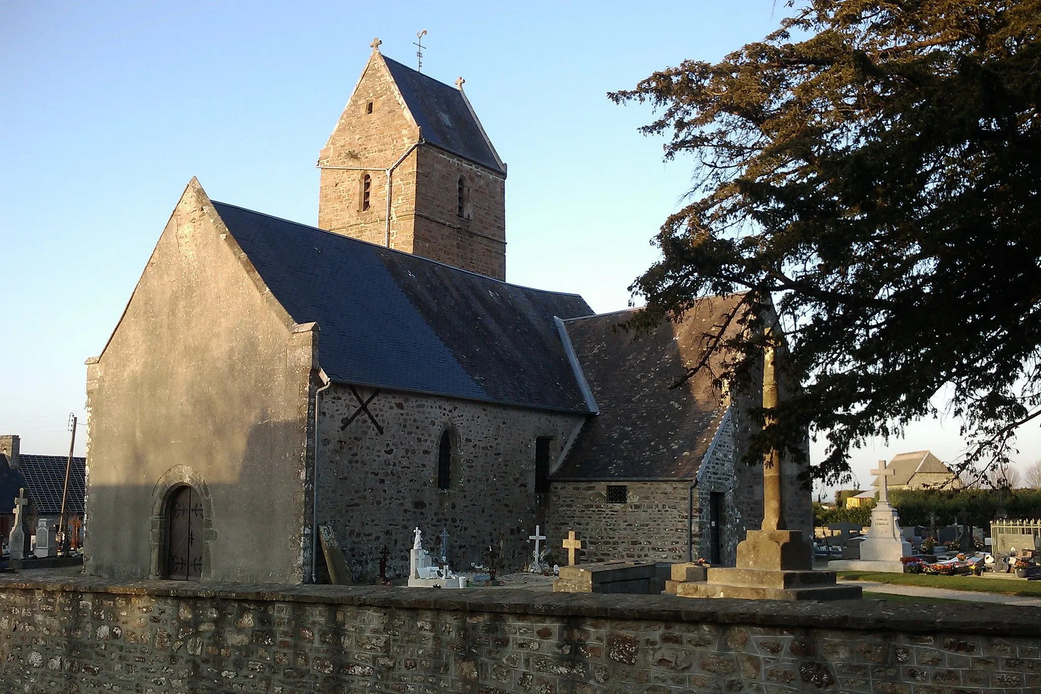 Photo showing: Église Notre-Dame de fr:La Bloutière