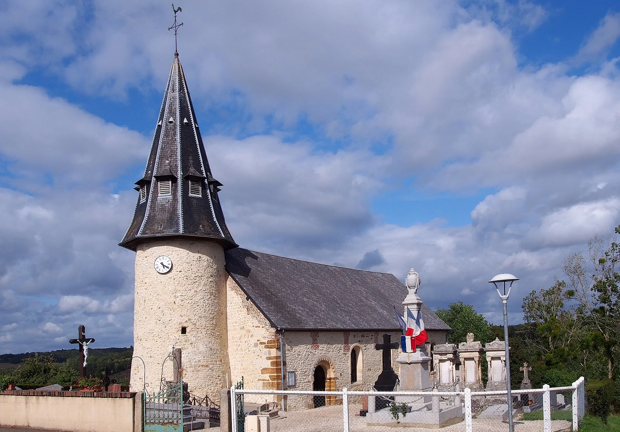 Photo showing: Fresnay-le-Samson (Normandie, France). L'église Notre-Dame.