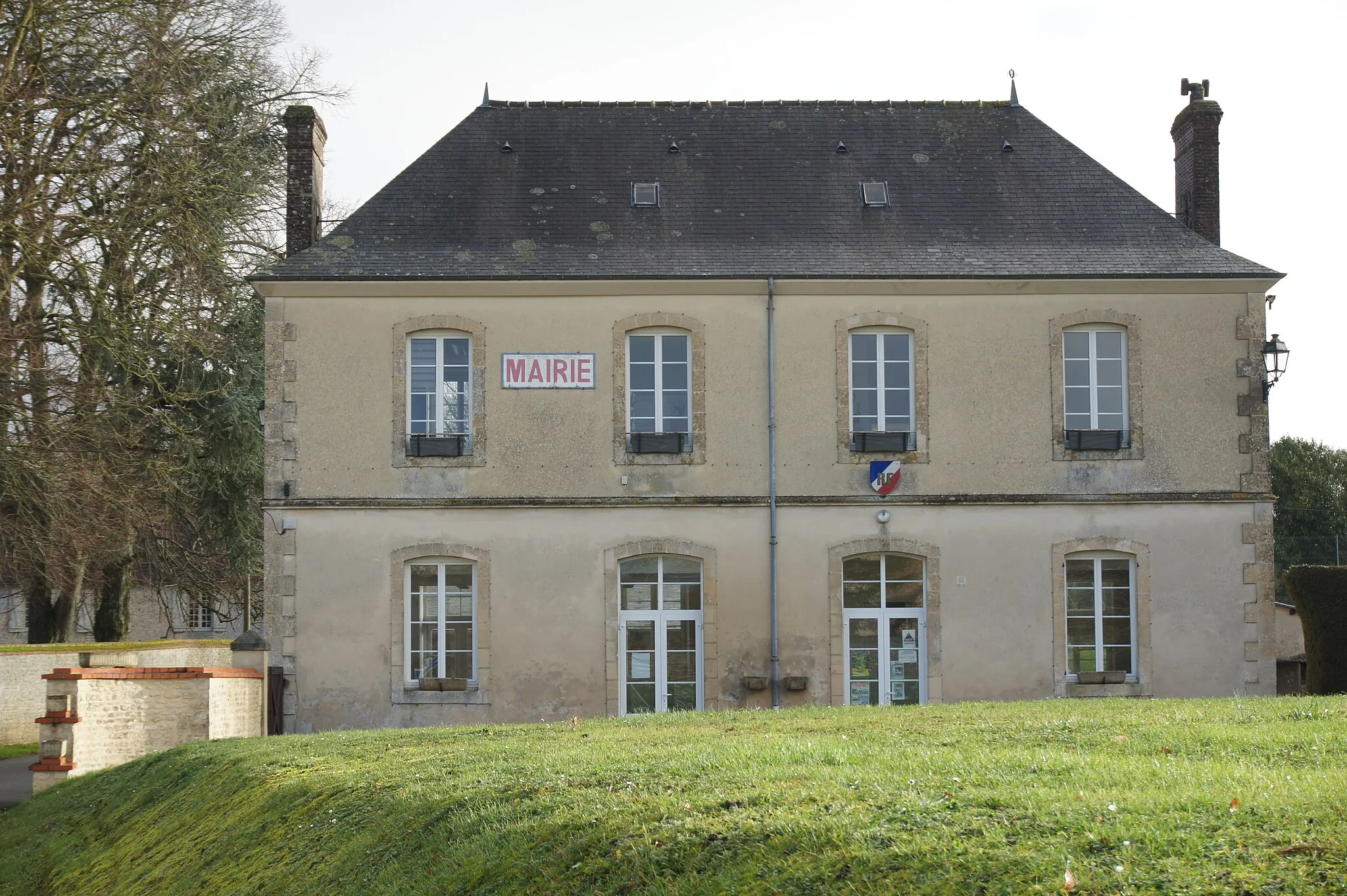 Photo showing: Mairie de Commeaux