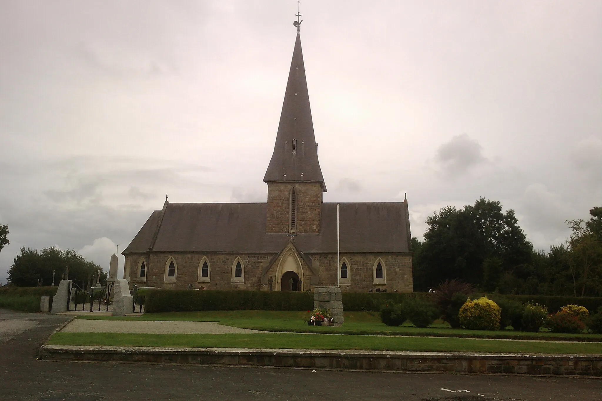 Photo showing: Photo de l'église de fr:Saint-Symphorien-le-Valois