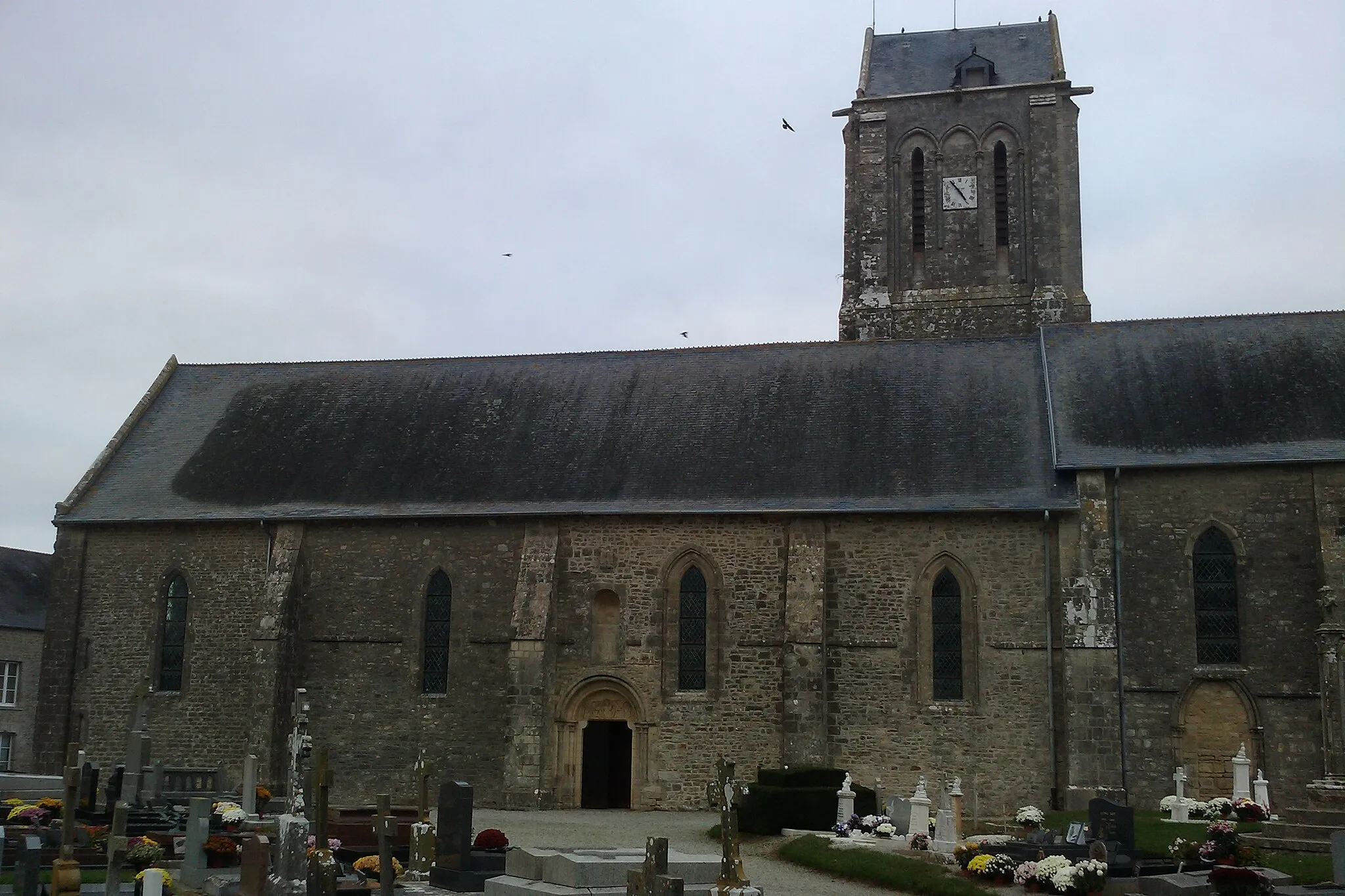 Photo showing: Église Notre-Dame d'Orglandes