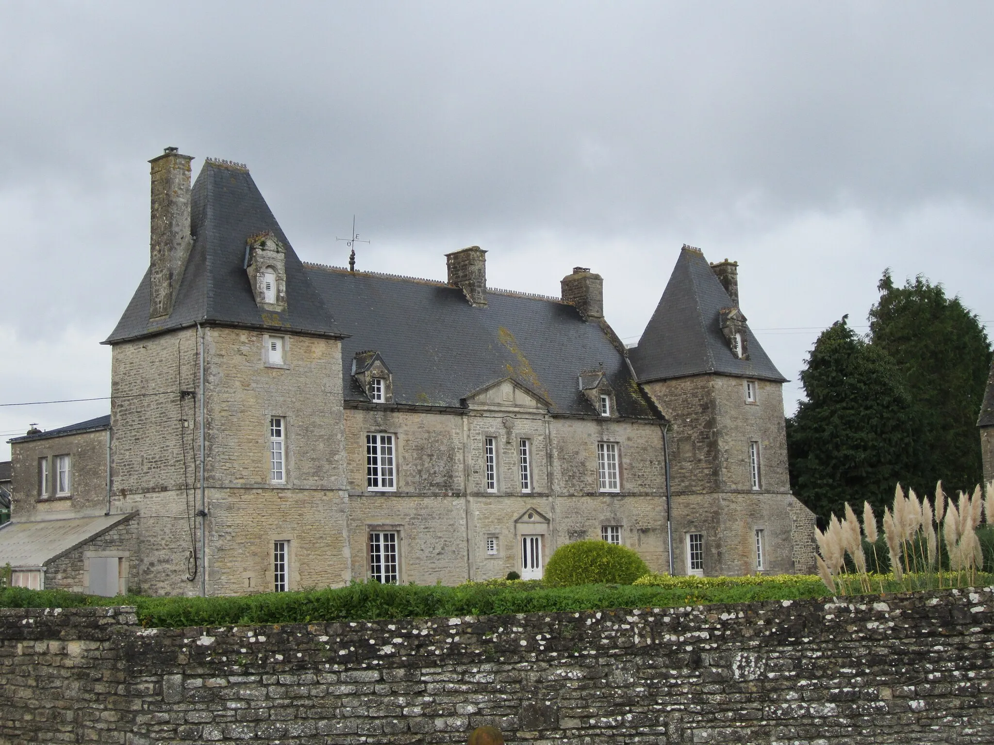 Photo showing: Château de Mesnildot, fr:Le Ham (Manche)