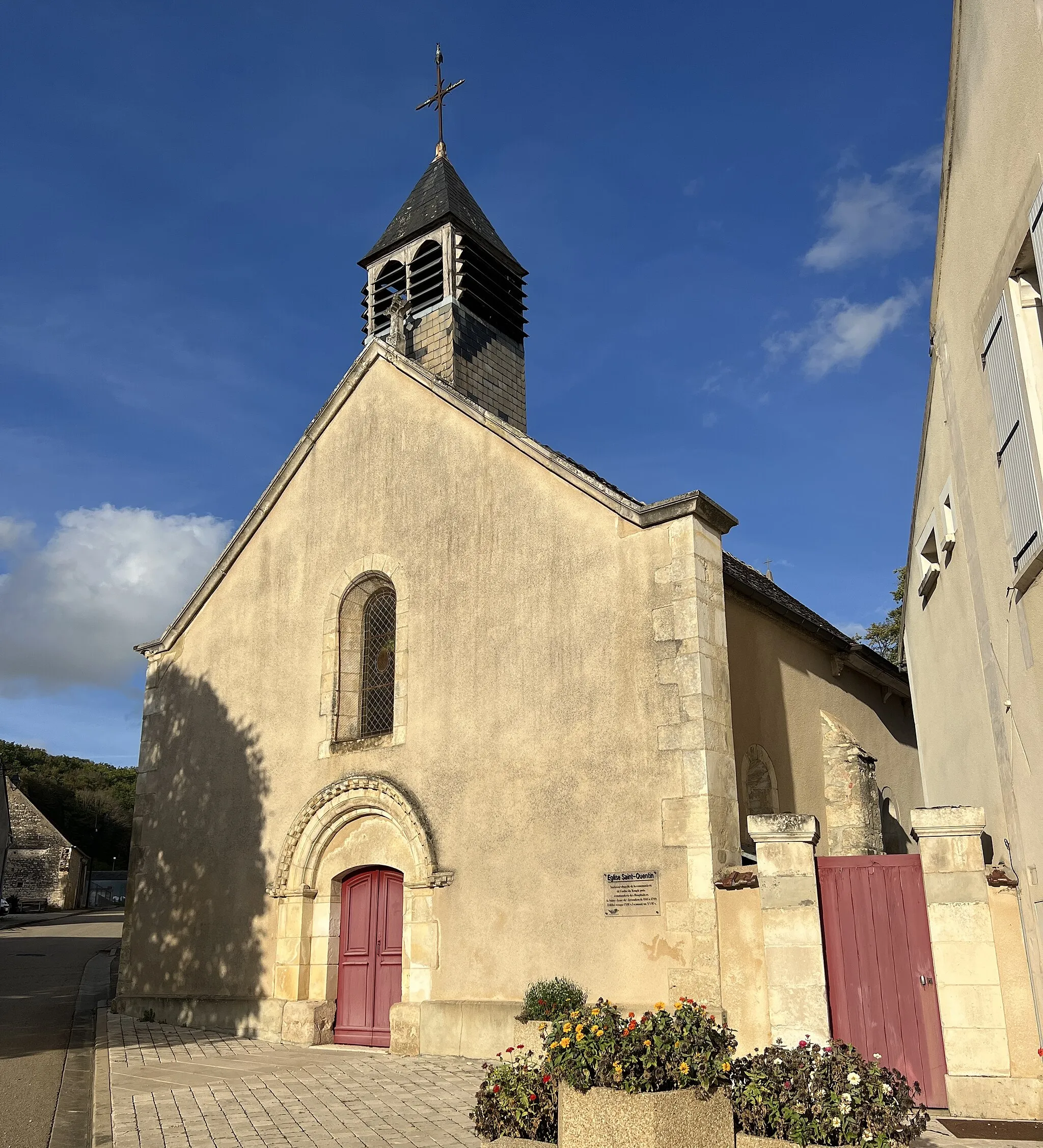 Photo showing: Église Saint-Quentin, Fontenay-près-Chablis.
