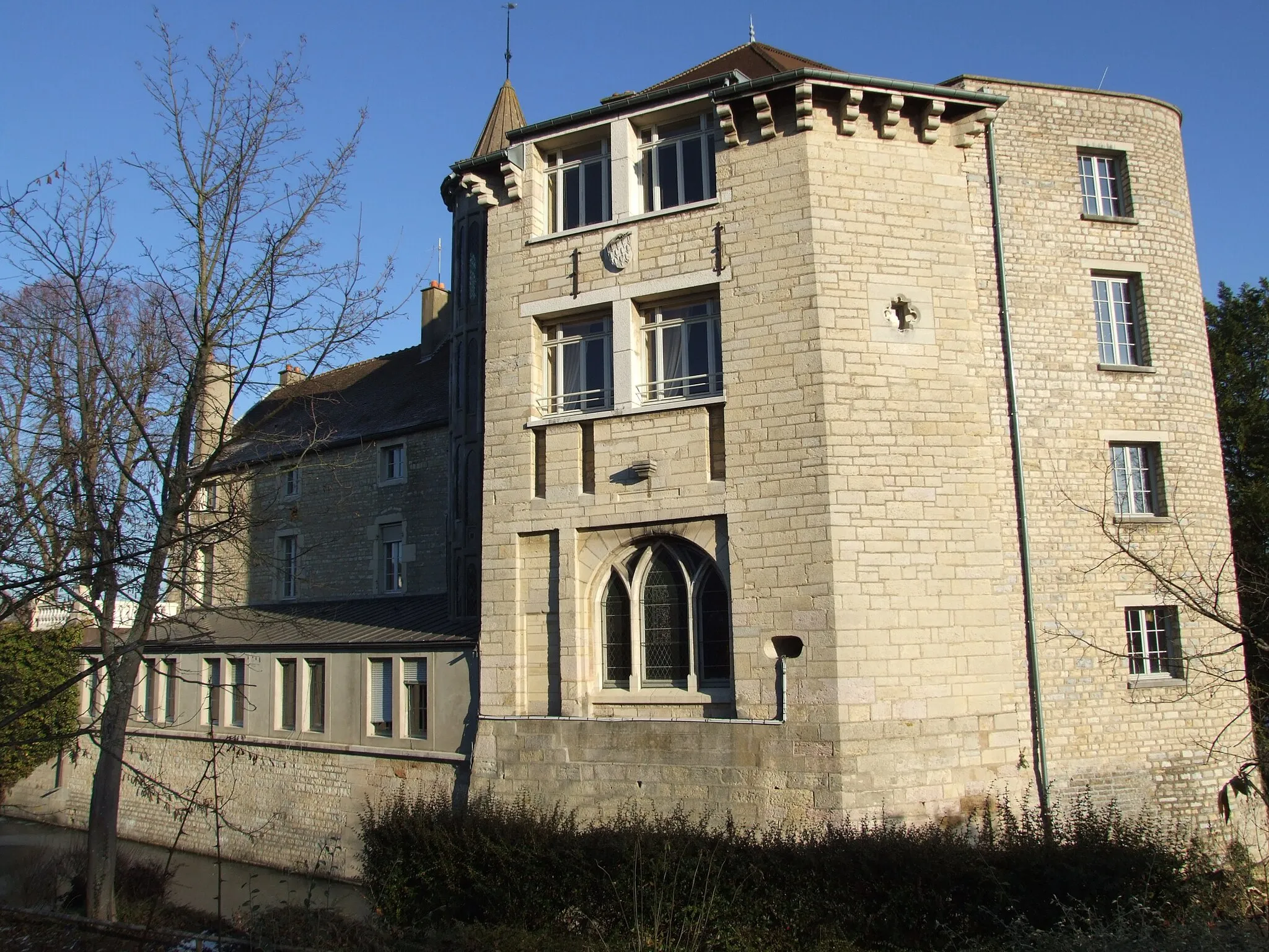 Photo showing: Mairie de Saint-Apollinaire, Saint-Apollinaire, Côte-d'Or, Bourgogne, FRANCE