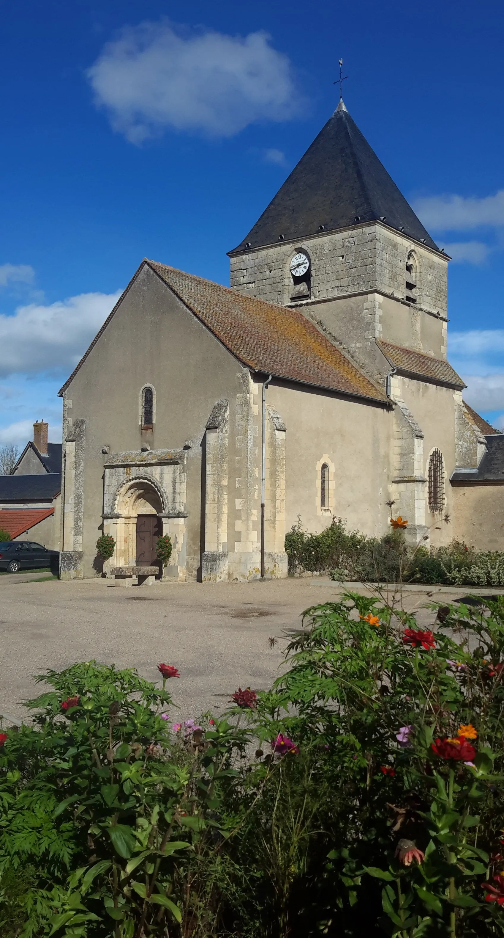 Photo showing: Church of St. Lawrence Gimouille, Nièvre, France.