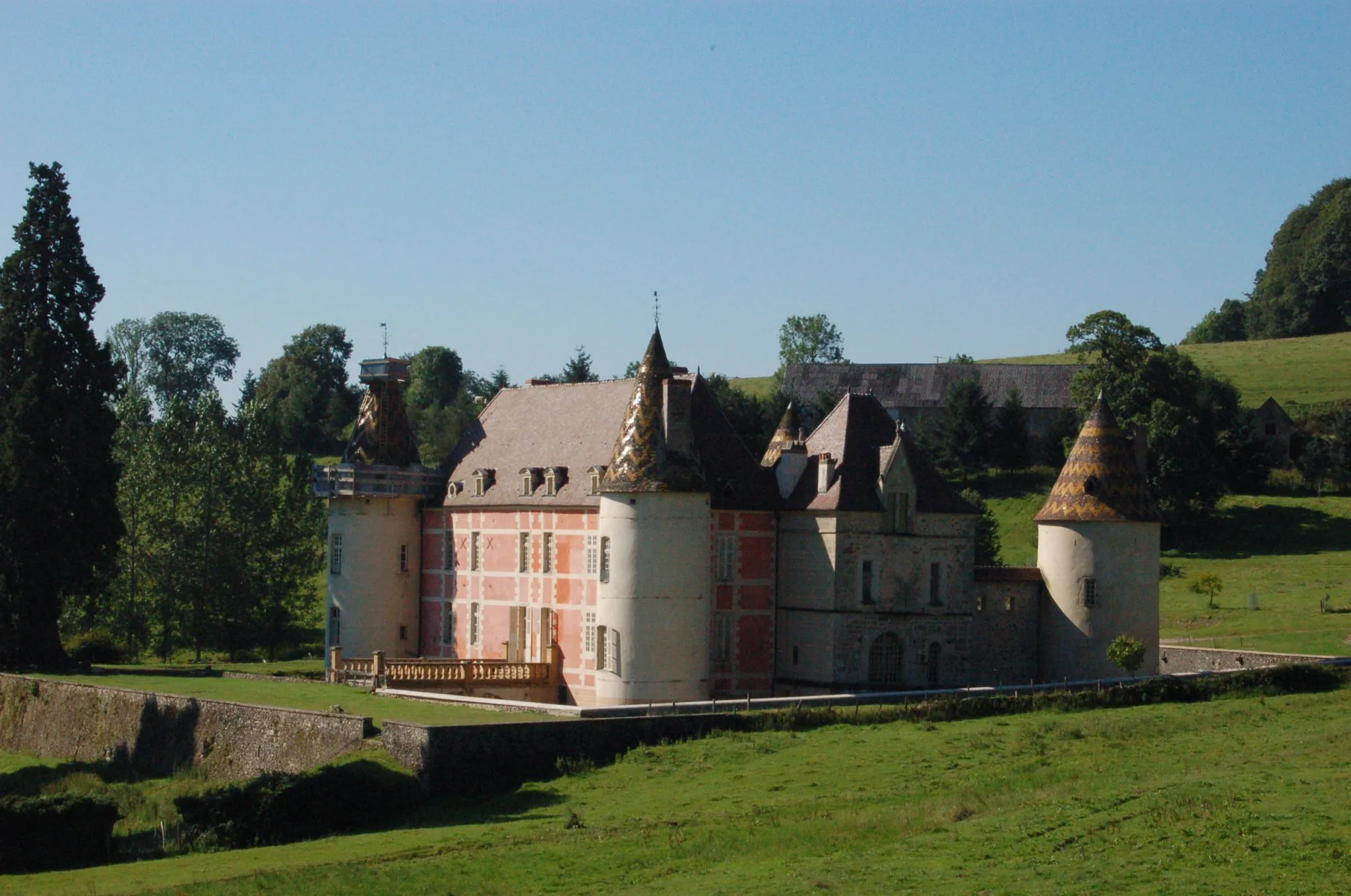 Photo showing: Château de Ménessaire (Côte d'Or, Bourgogne)
