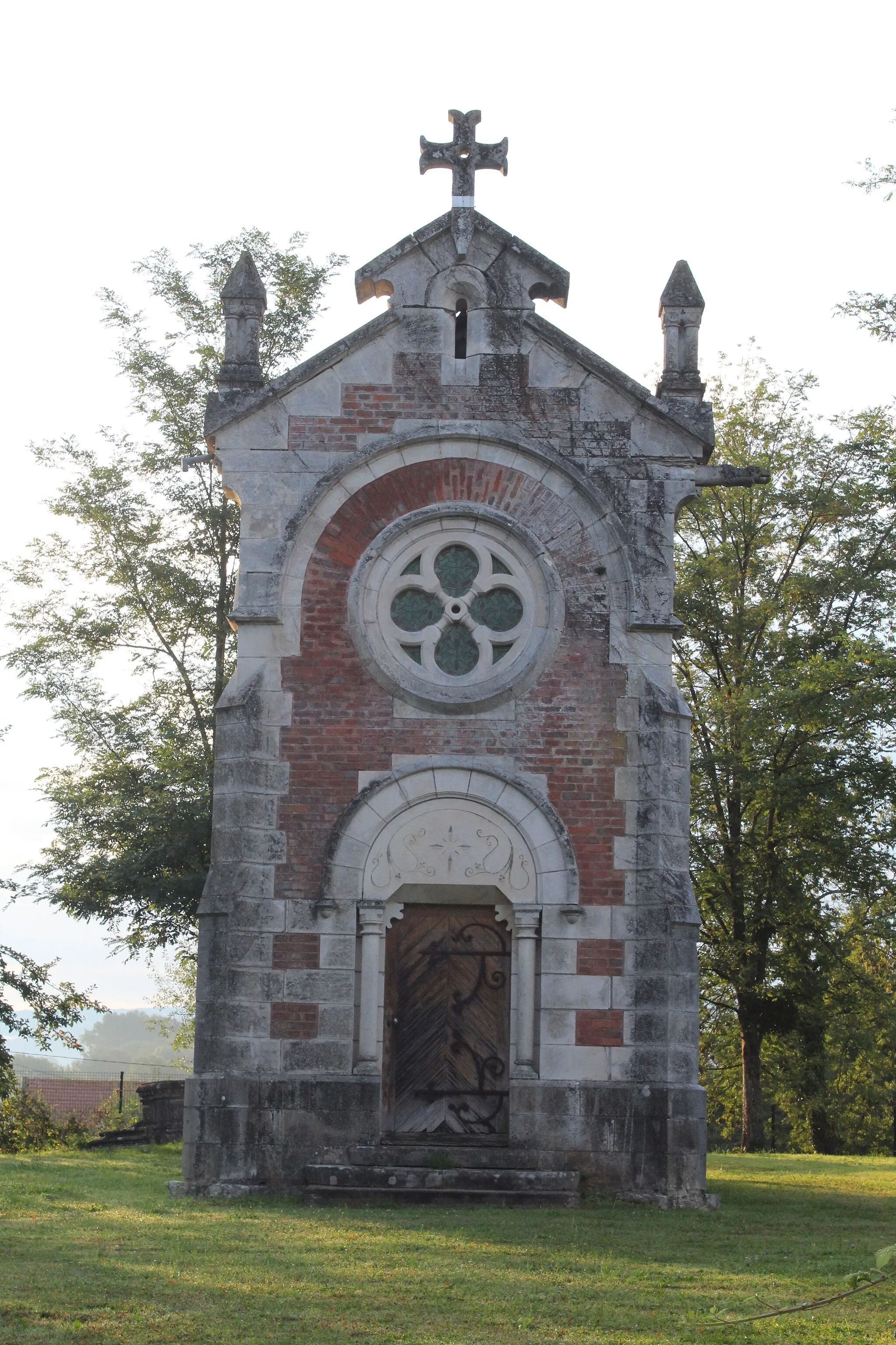 Photo showing: Chapelle du Château des Crozes, Frontenaud.