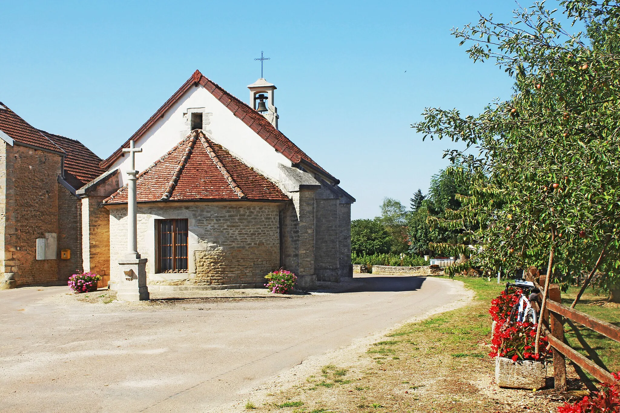 Photo showing: St Anne chapel in Luxerois