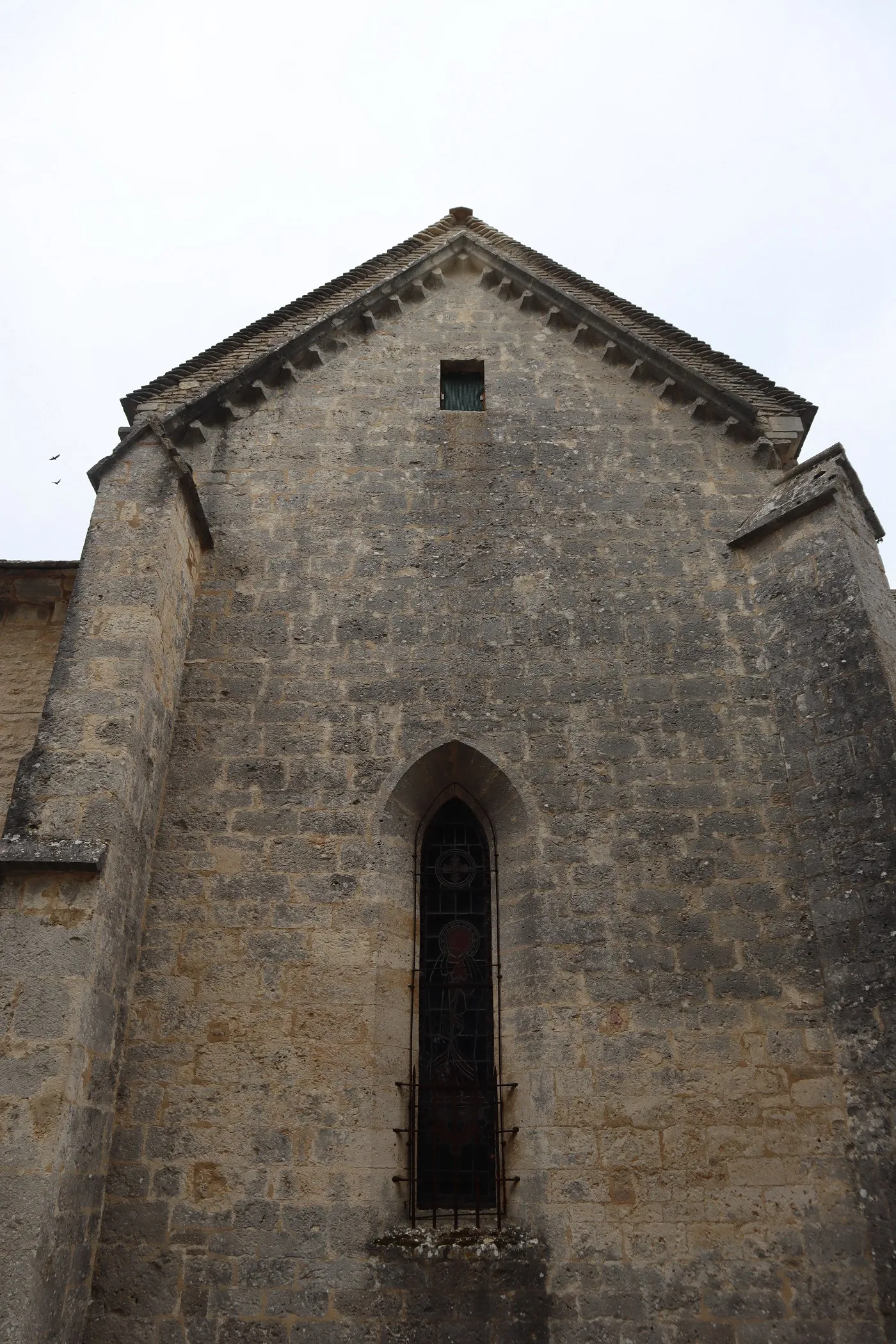 Photo showing: Extérieur de l'église Saint-Pierre et Saint-Paul de Sacquenay (21).