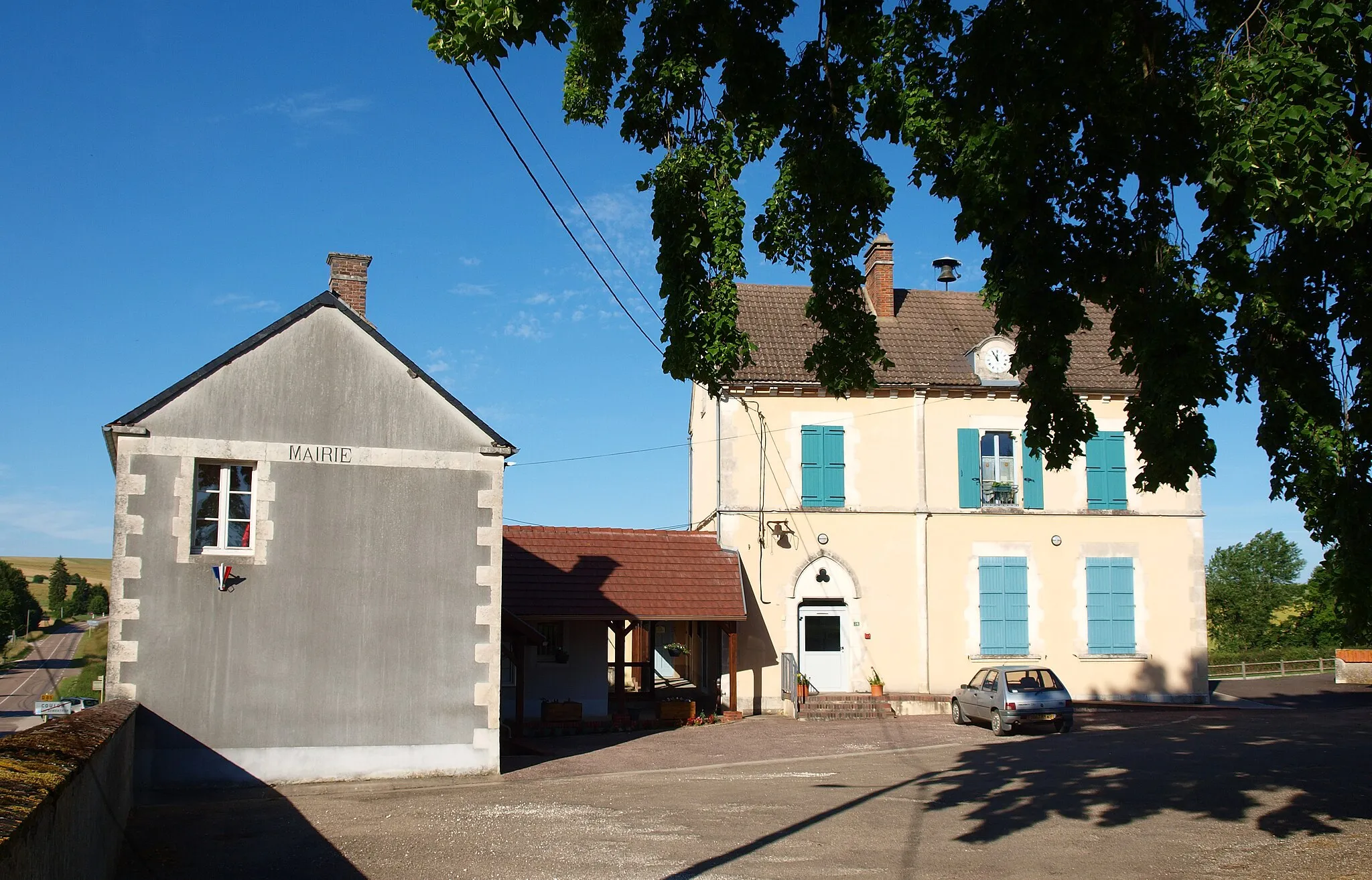 Photo showing: Sementron (Yonne, France) ; au hameau de Coulon.