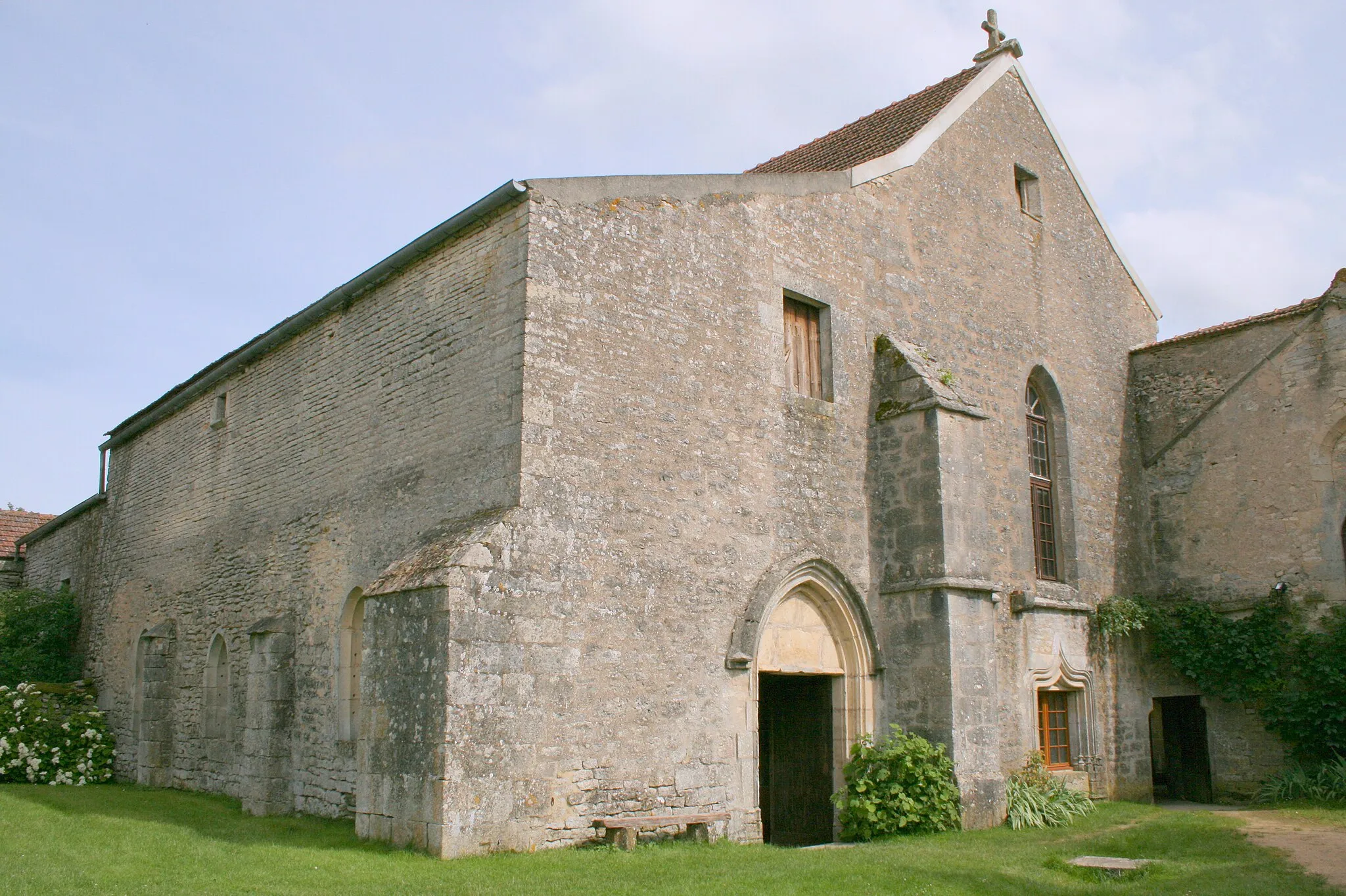 Photo showing: Châtel-Gérard Prieuré de Vausse Eglise