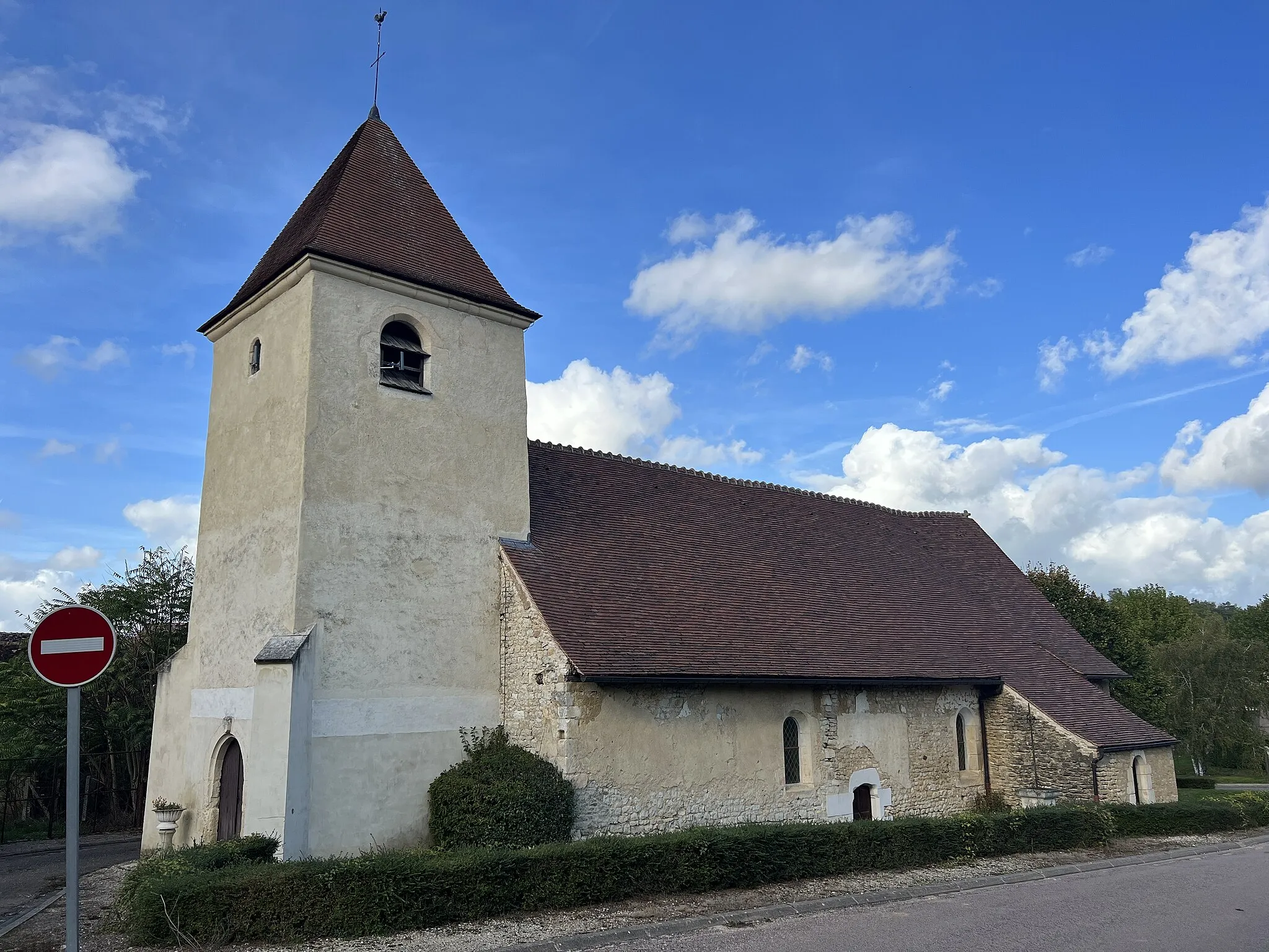 Photo showing: Église Saint-Cyr-et-Sainte-Julitte, Vézannes.