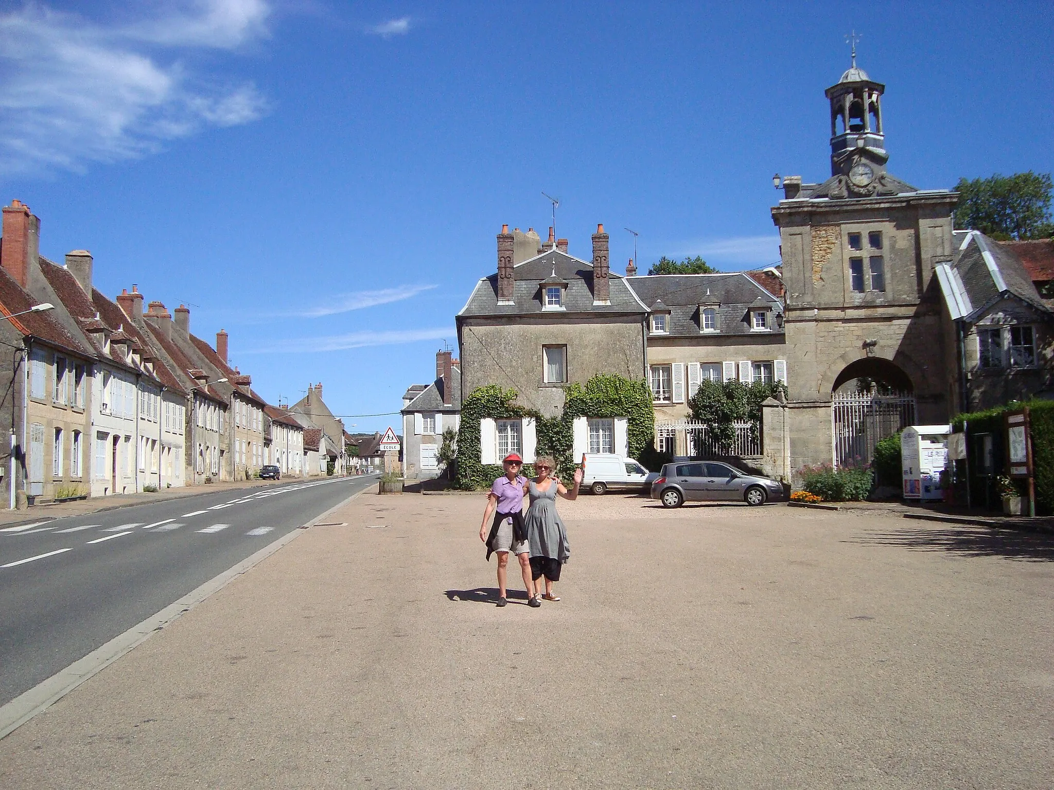 Photo showing: Champlemy Main Street