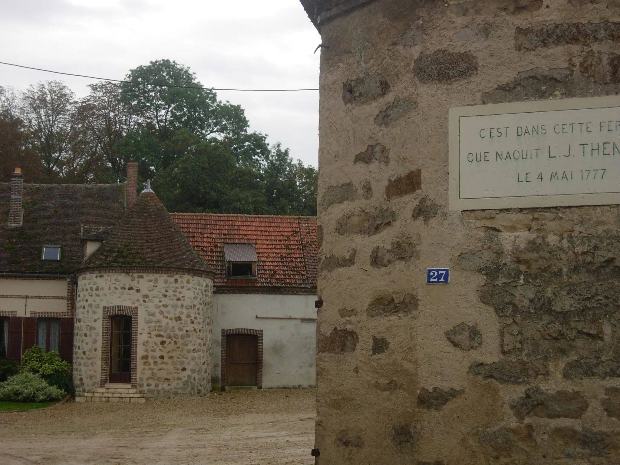 Photo showing: Maison natale de Louis Jacques Thénard