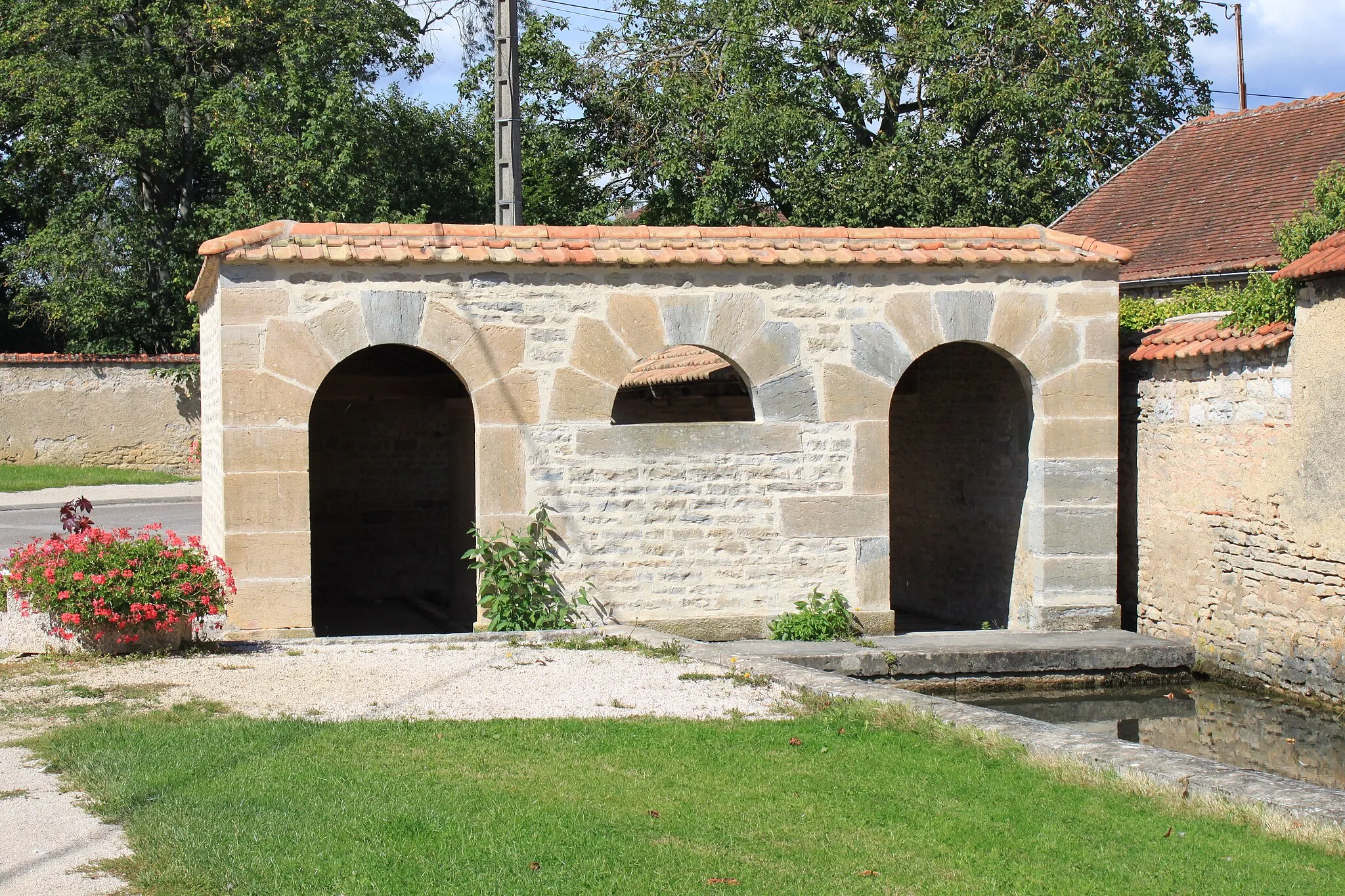 Photo showing: Ouges, Bourgogne, France