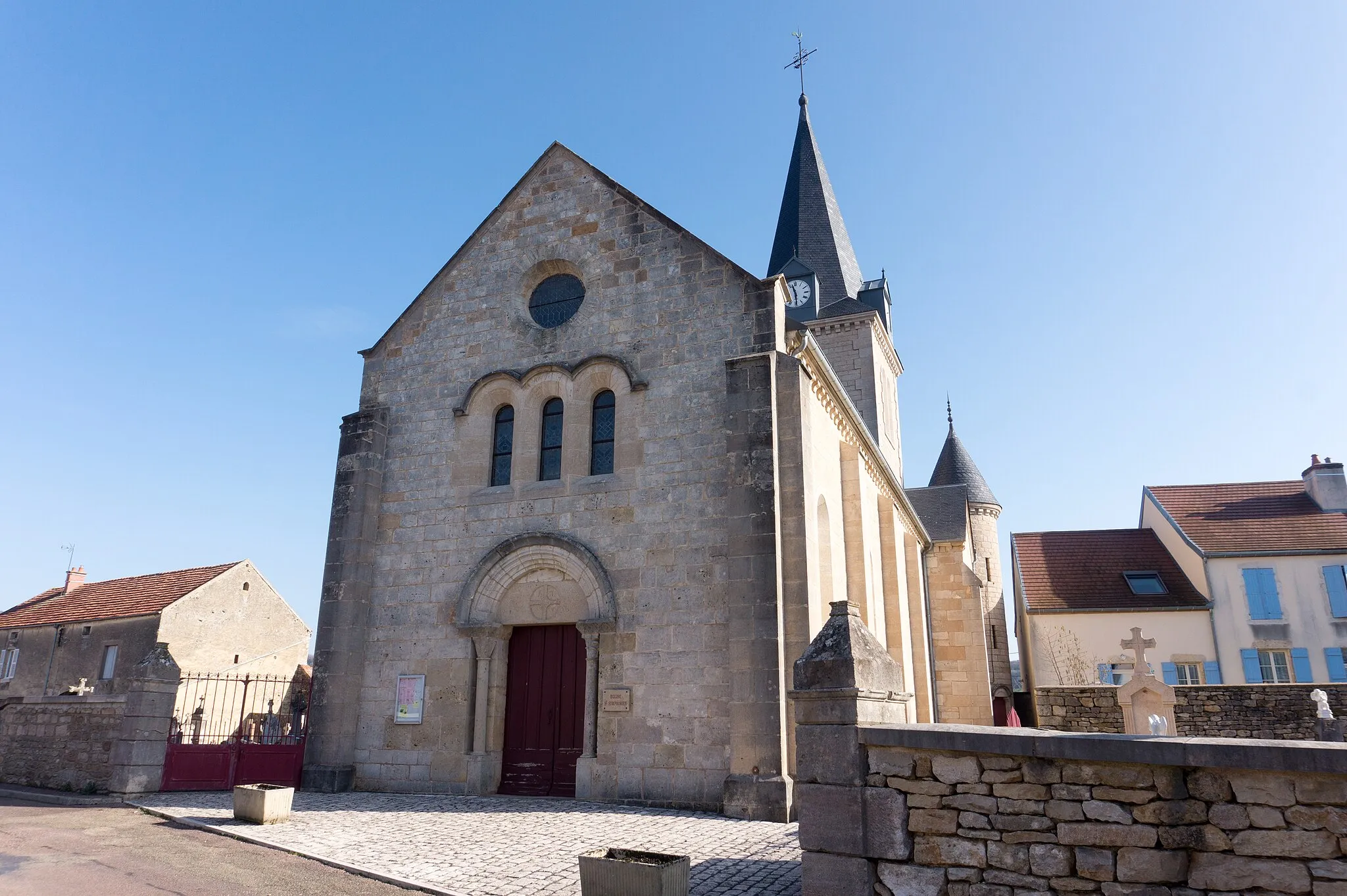 Photo showing: Église de Pouillenay