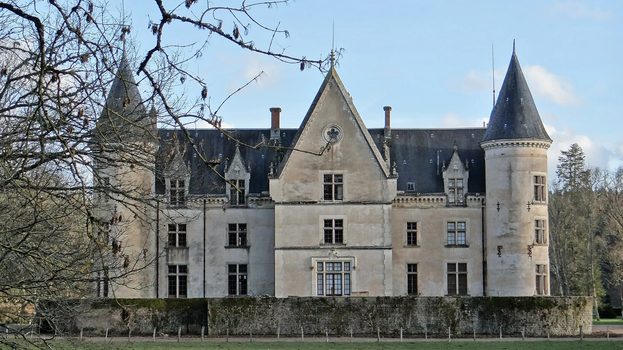 Photo showing: Château de Bourbilly, Vic-de-Chassenay, Bourgogne