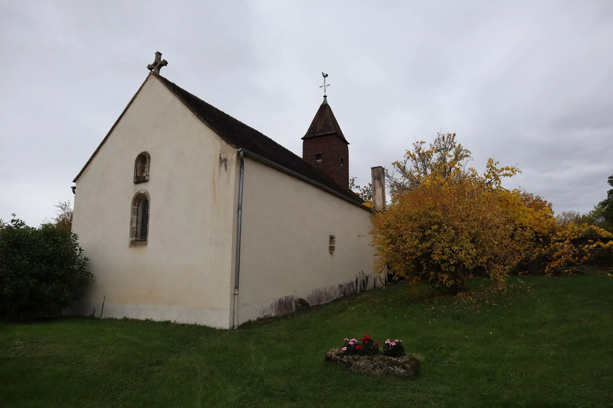 Photo showing: Extérieur de la chapelle Sainte-Apolline à Brianny (21).