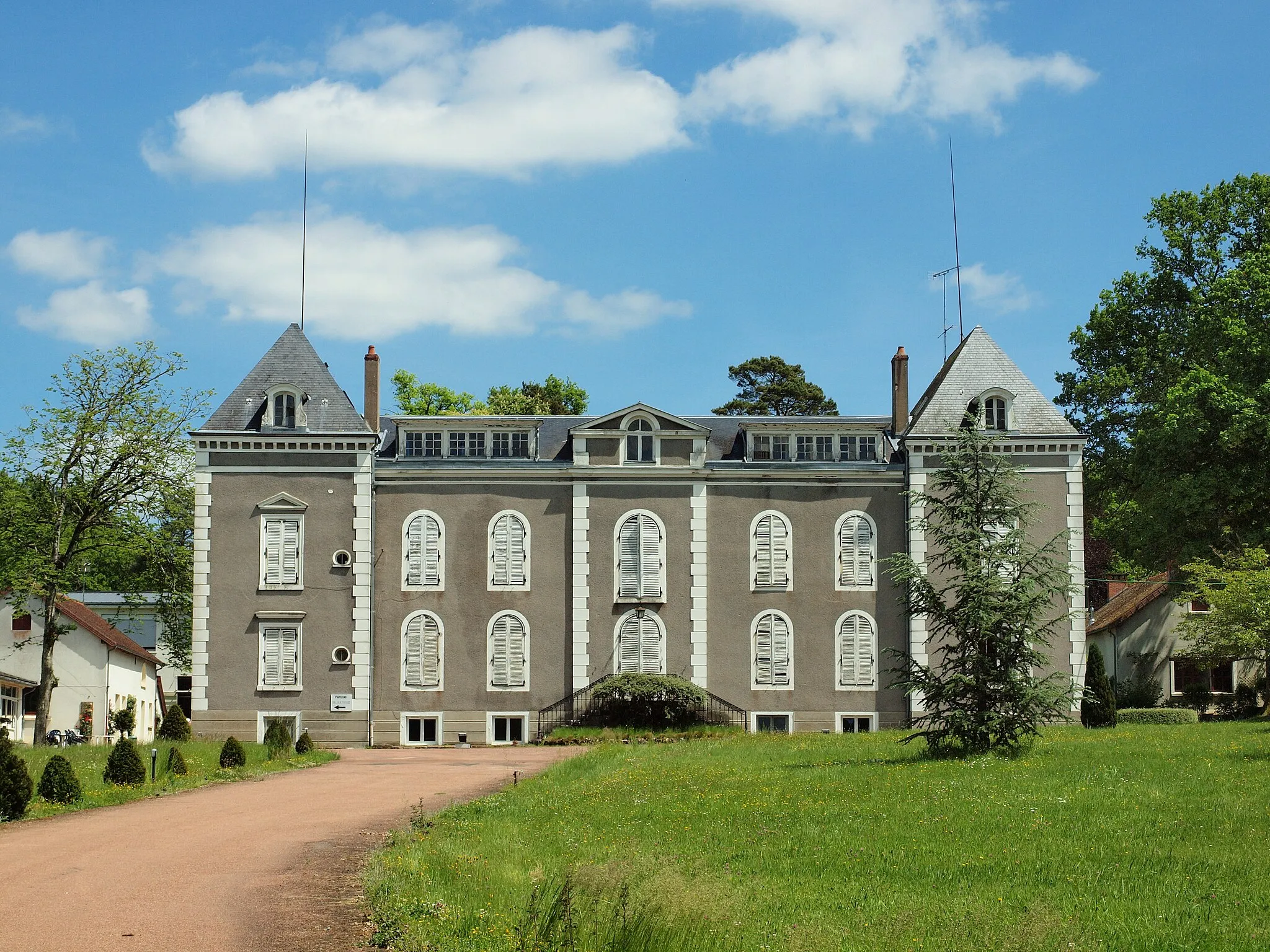 Photo showing: Domaine de Coutivert à Musigny (Côte d'Or, France)