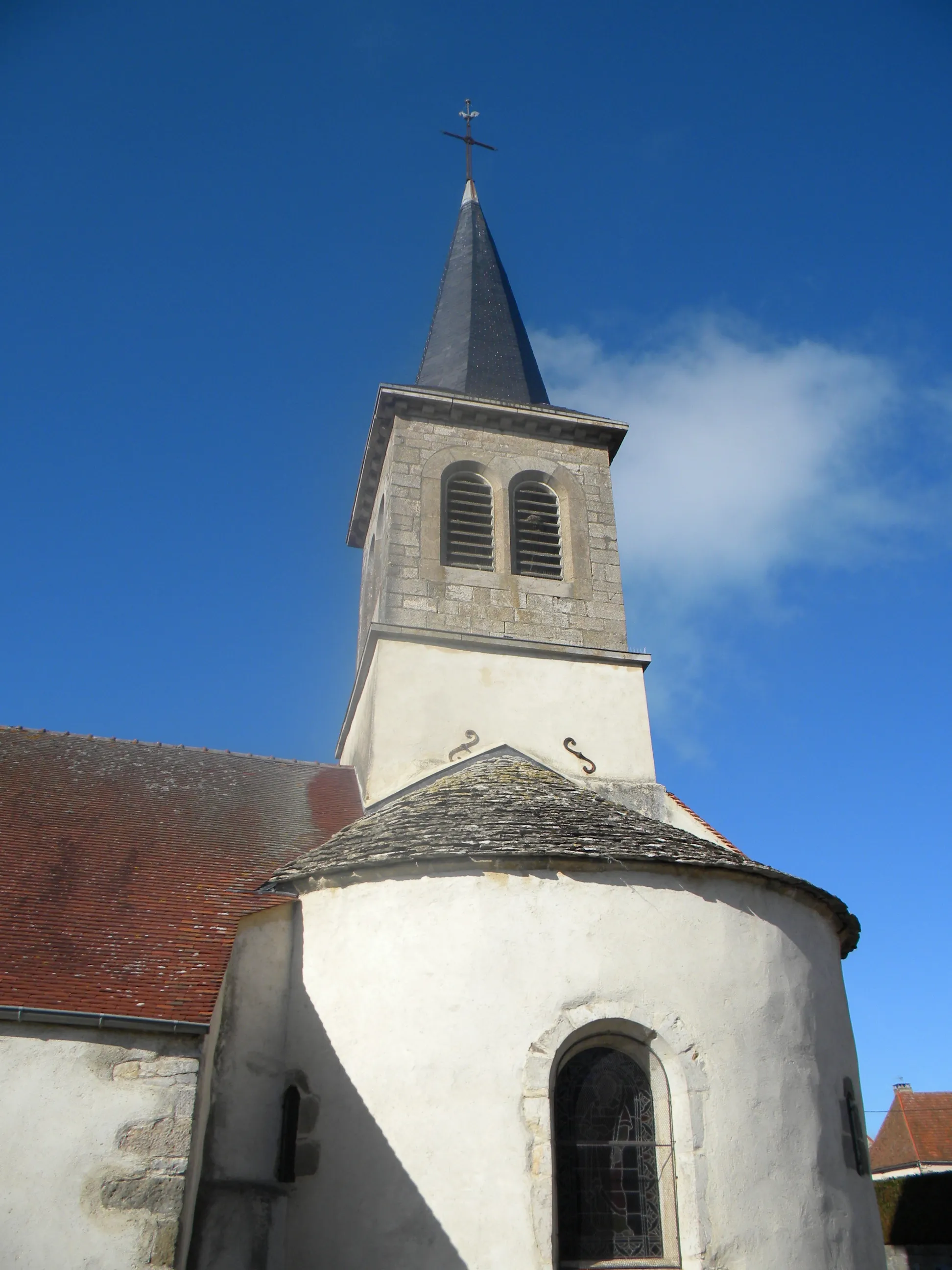 Photo showing: Preĝejo de Ivry-en-Montagne