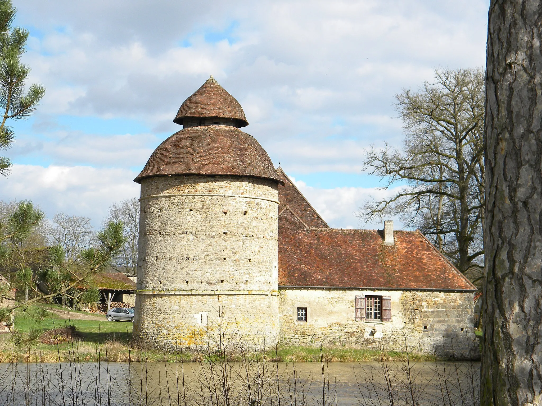 Photo showing: Tour du XIVème siècle