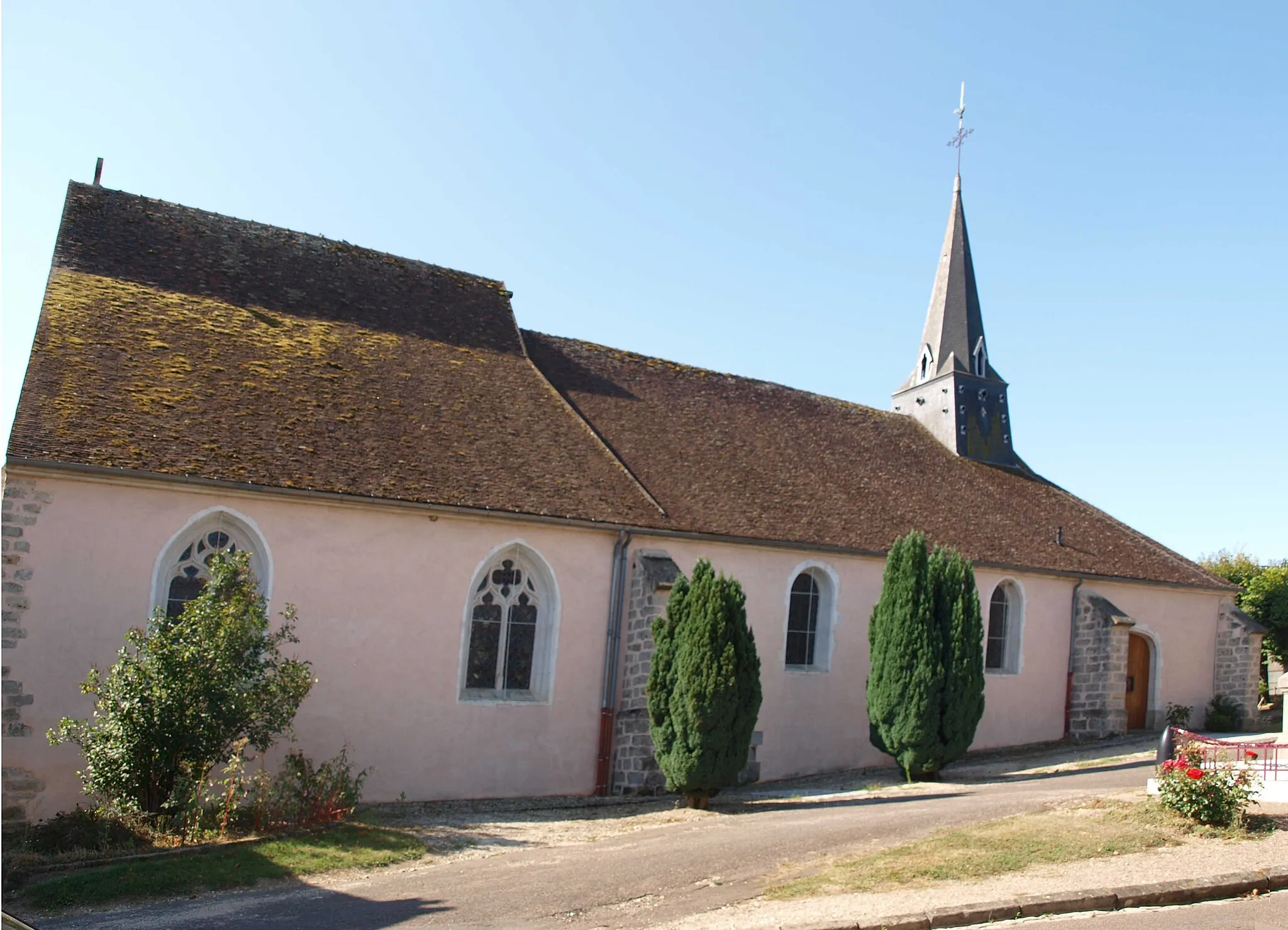 Photo showing: La Celle-Saint-Cyr (Yonne) ; l'église