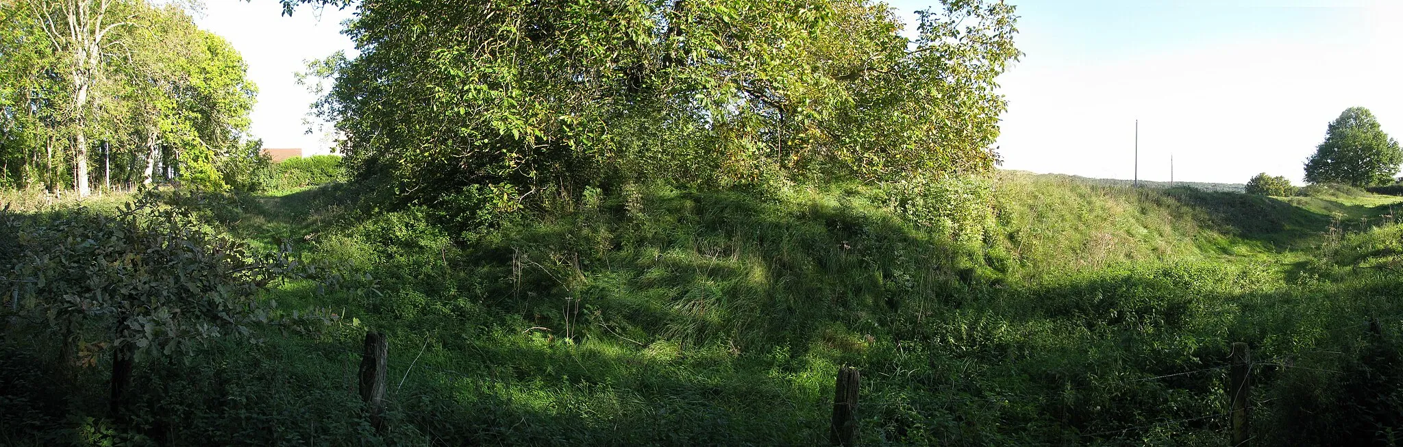Photo showing: Vestiges d'un camp romain, à Champallement, Nièvre.
