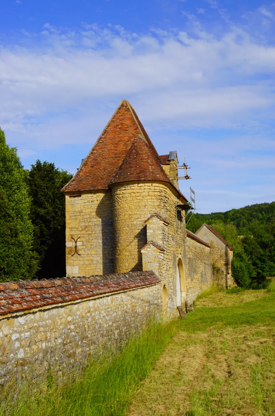 Photo showing: La poterne du Chateau (XVIème)