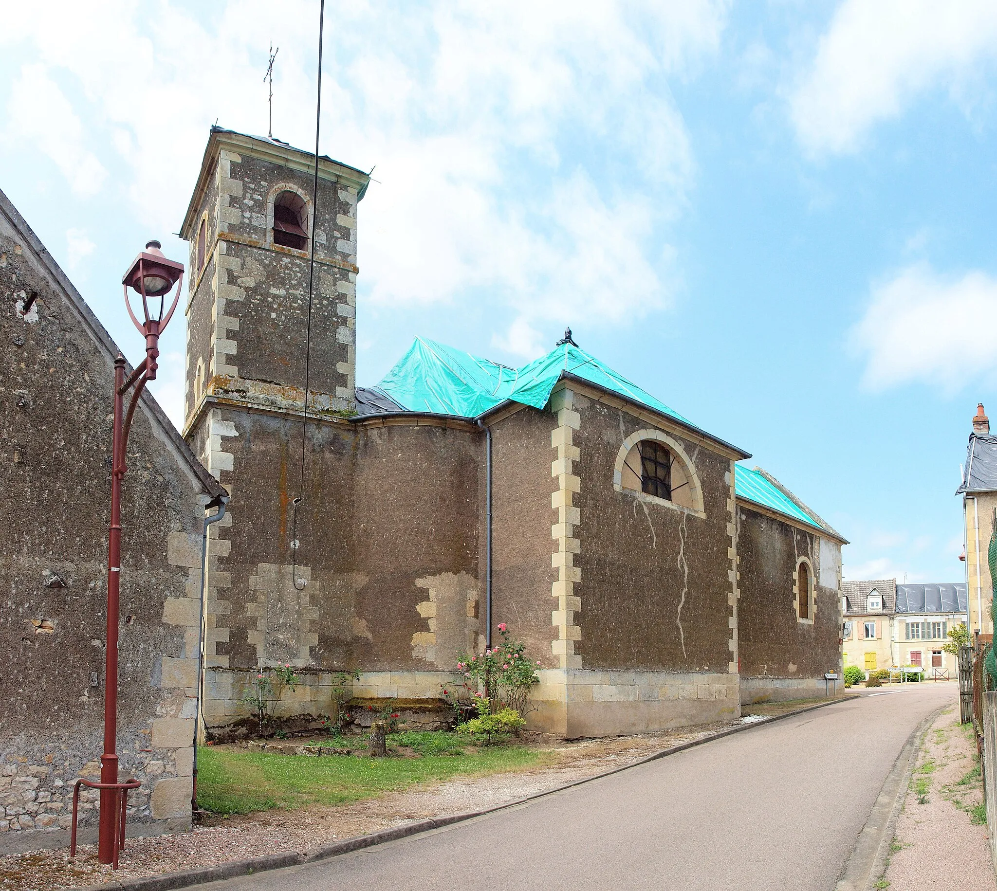 Photo showing: Église Saint Aubin de Saint-Aubin-les-Forges (Nièvre, France)