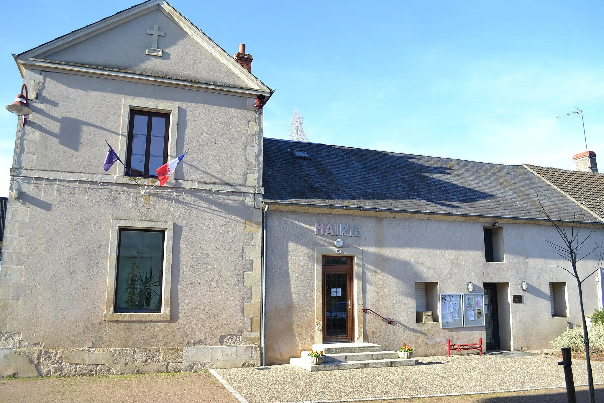 Photo showing: Mairie de Saint-Martin-d'Heuille (Nièvre).