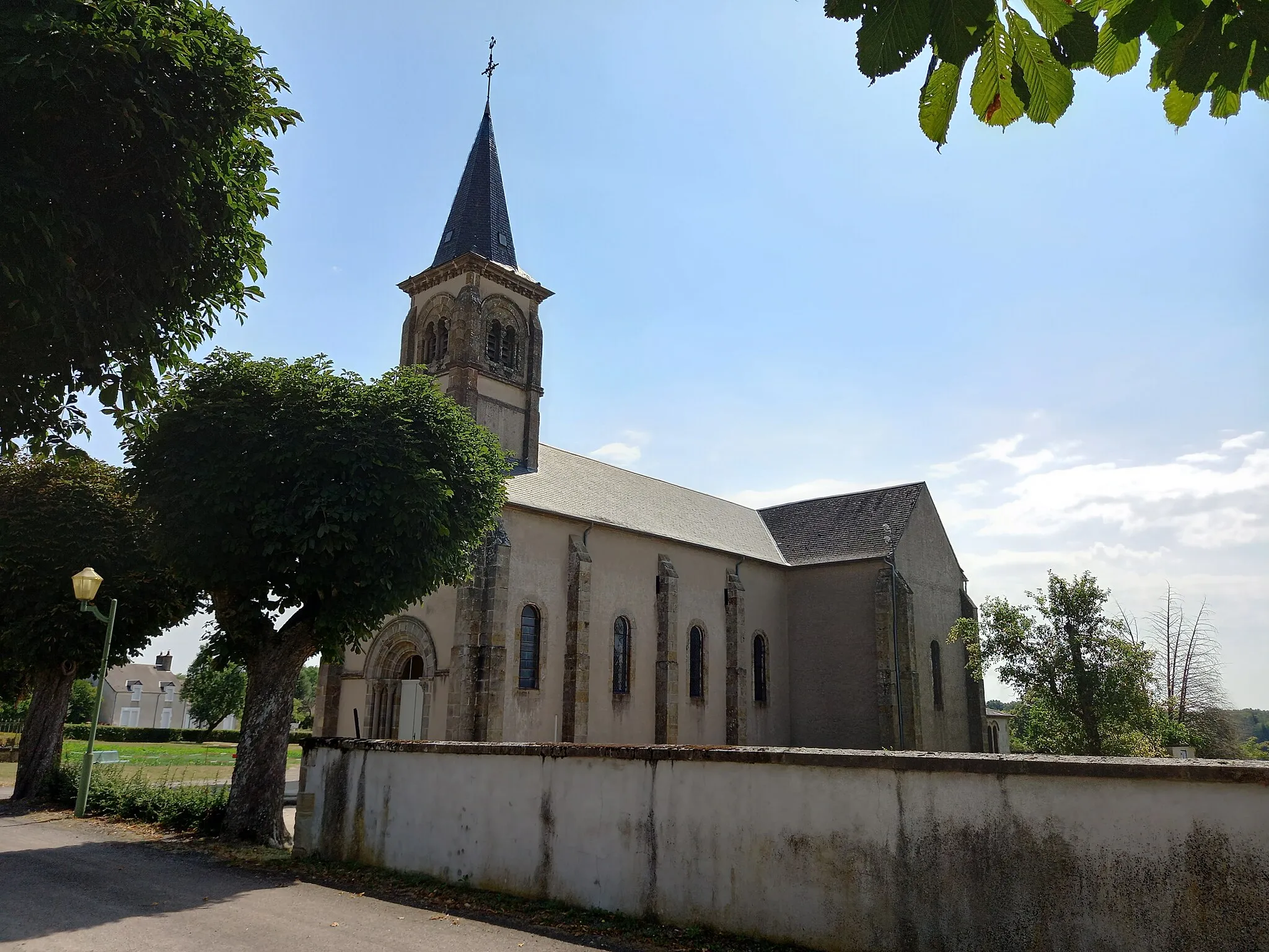 Photo showing: église Saint-Germain de Trois-Vèvres (église située dans la Nièvre, en France)