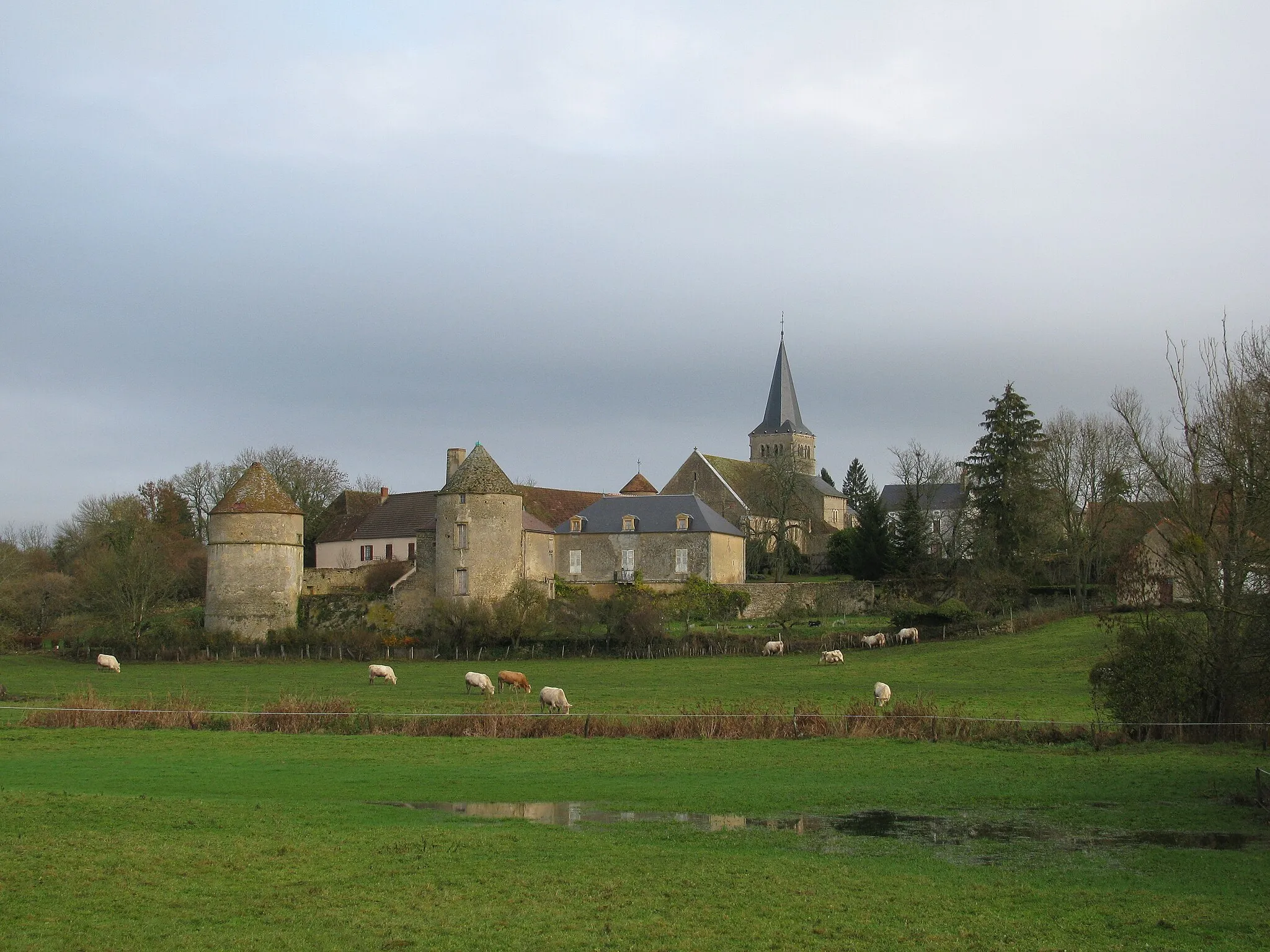Photo showing: Vue de Montigny-sur-Canne, département de la Nièvre.