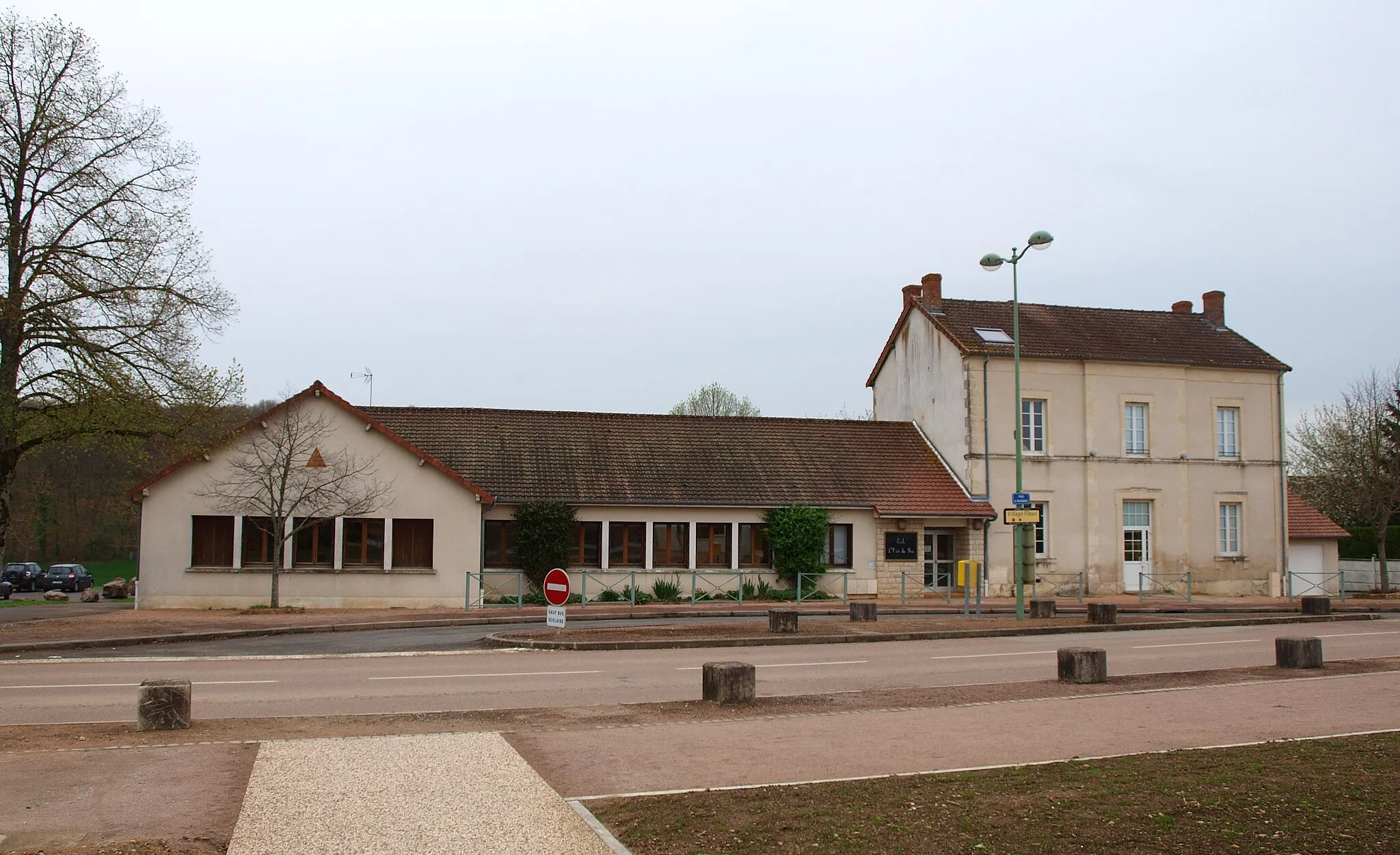Photo showing: Sauvigny-les-Bois (Nièvre, France)