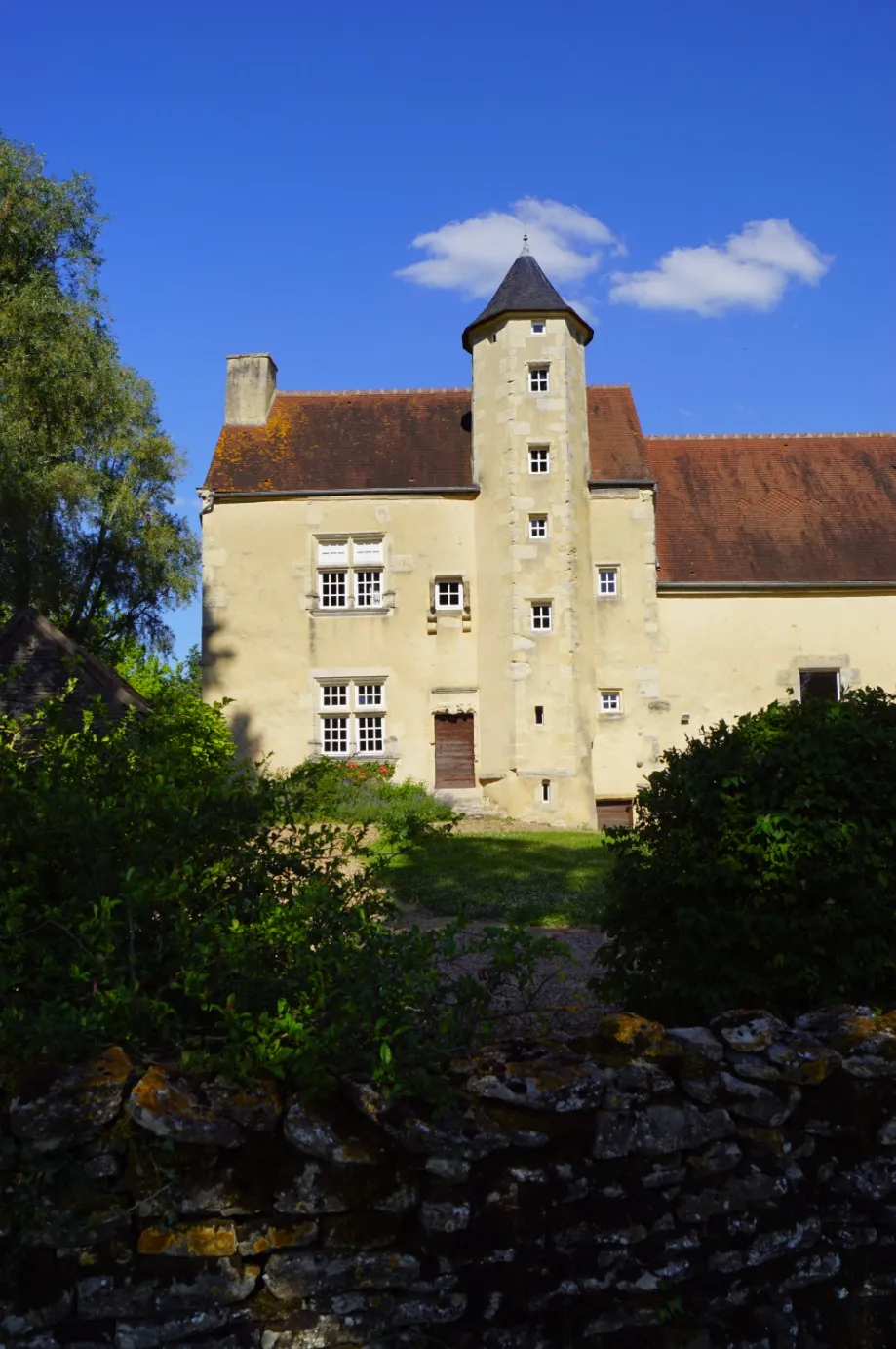 Photo showing: Le Château de Tâches