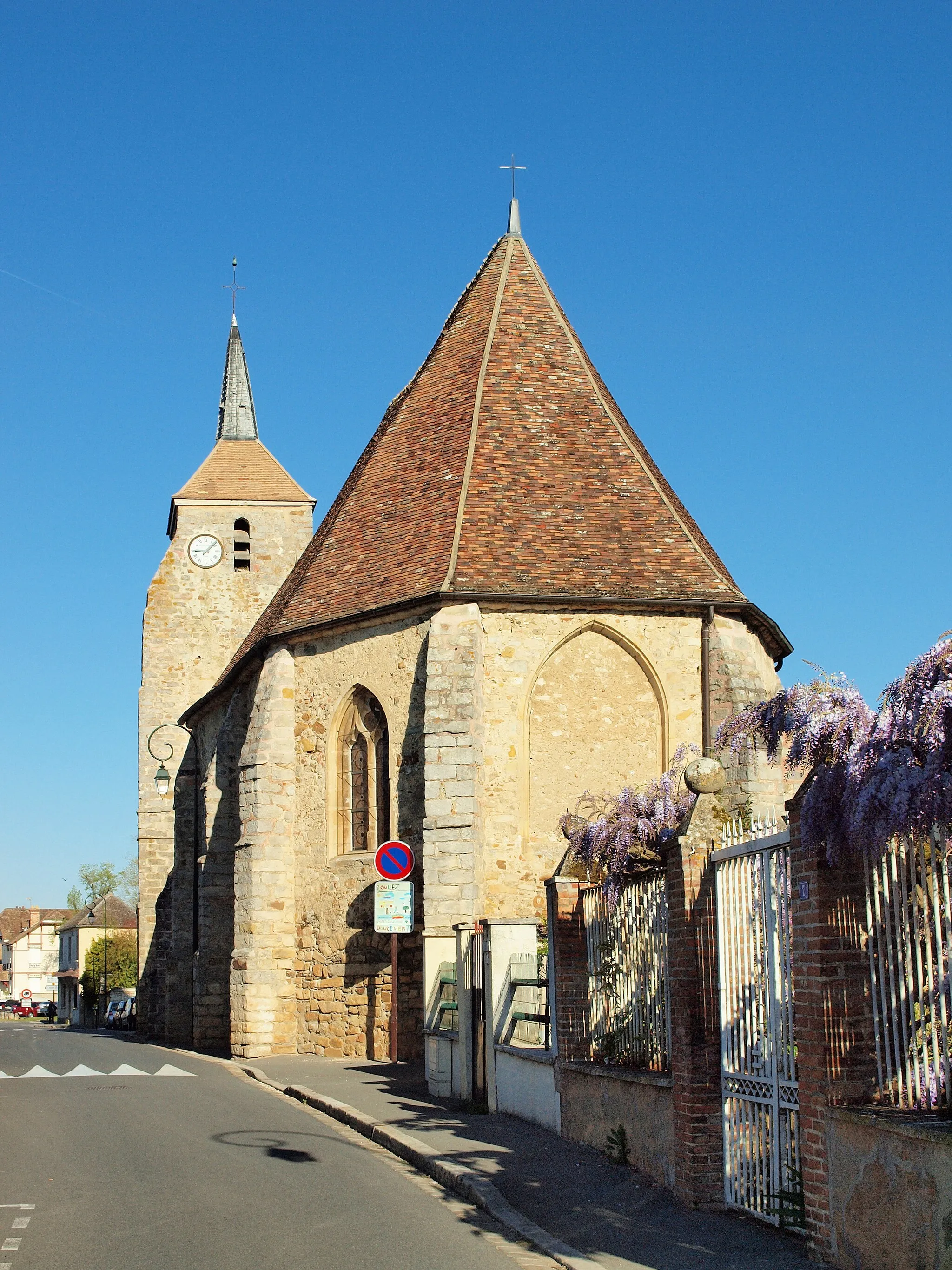 Photo showing: Misy-sur-Yonne (Seine-et-Marne, France) ;