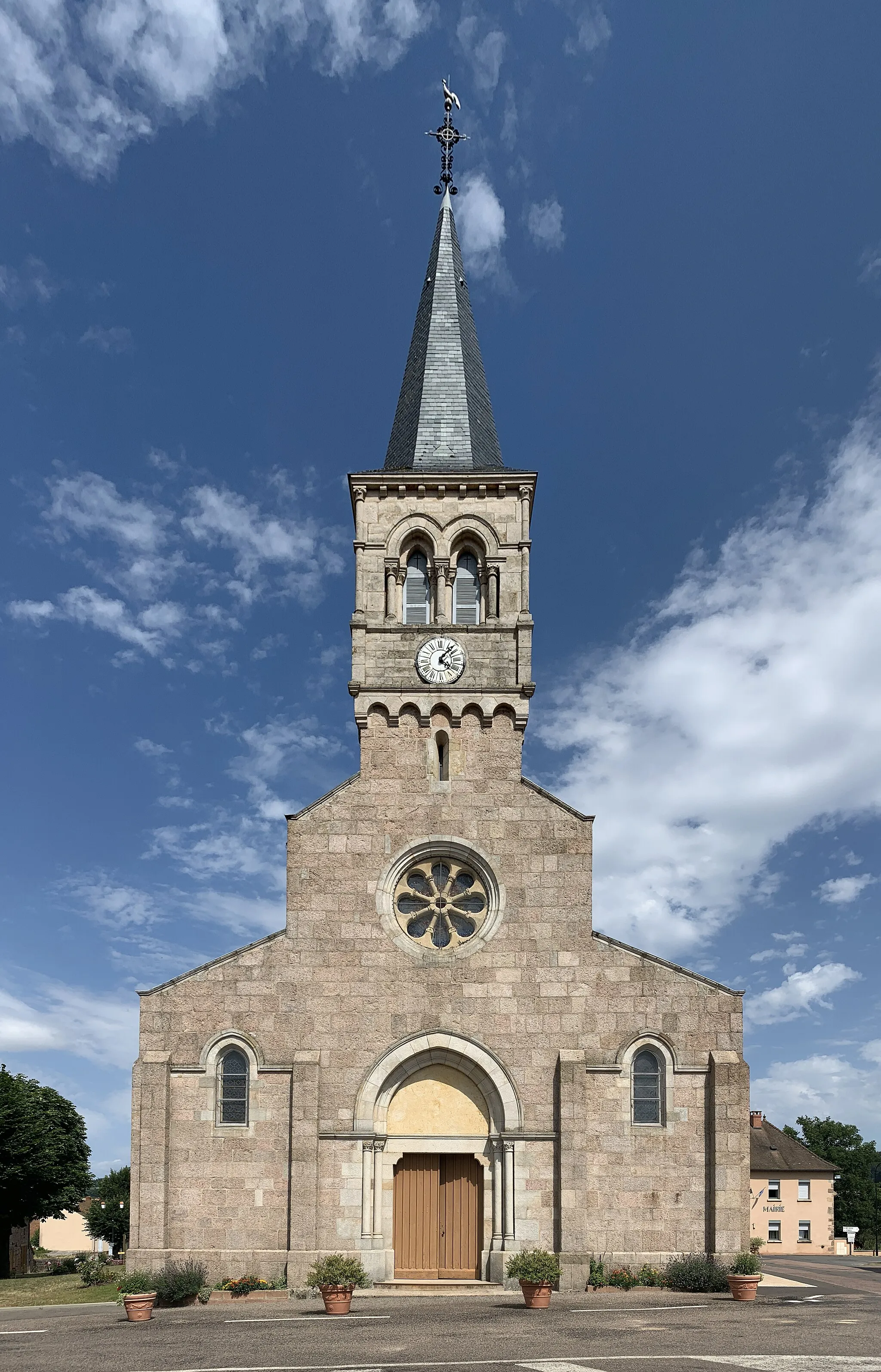 Photo showing: Église Saint-Laurent de Verosvres.
