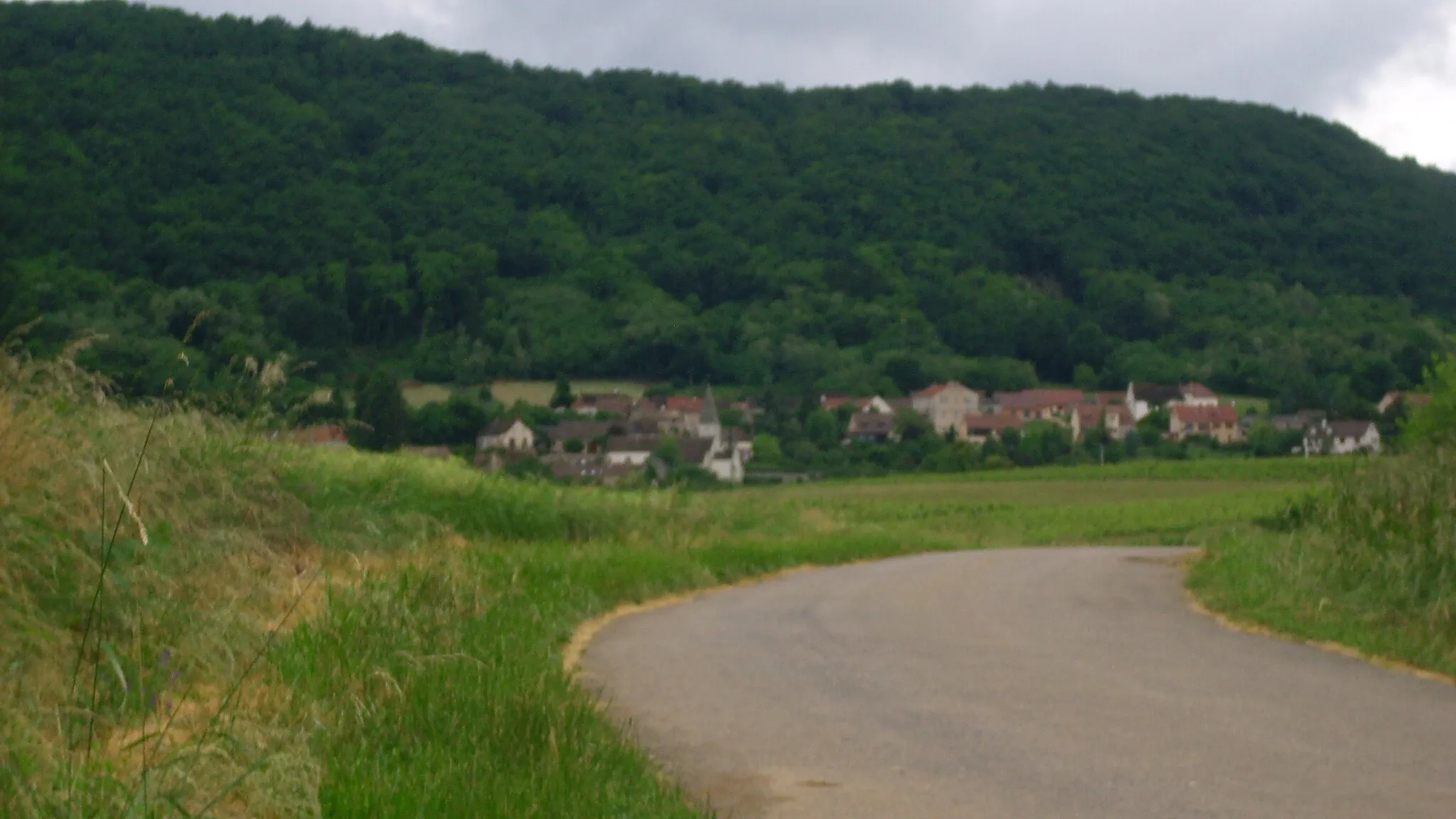 Photo showing: Vue d'une partie du centre de Saint-Mard-de-Vaux (71)