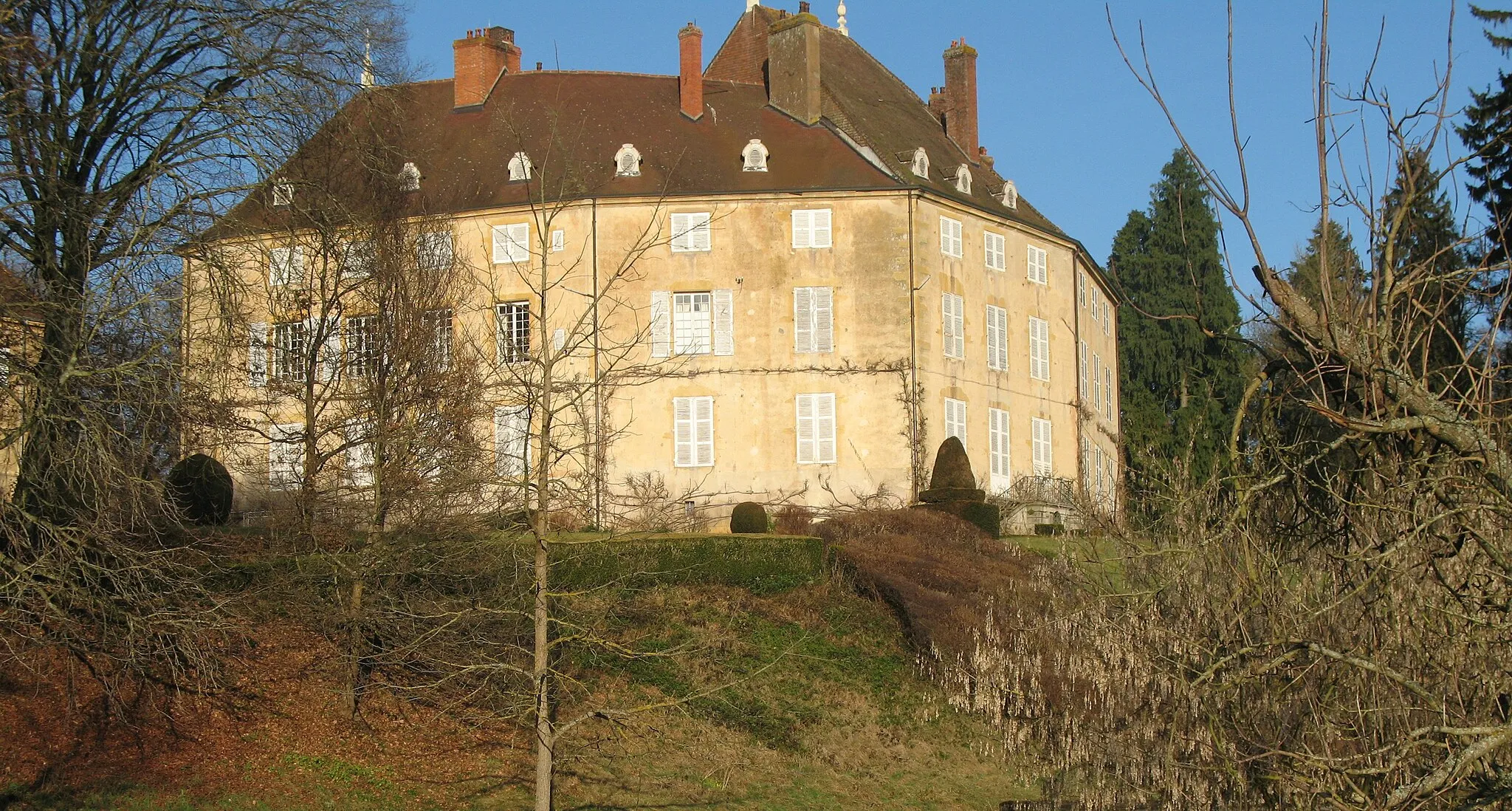 Photo showing: château de Grammont - Lugny-lès-Charolles (Saône-et-Loire)