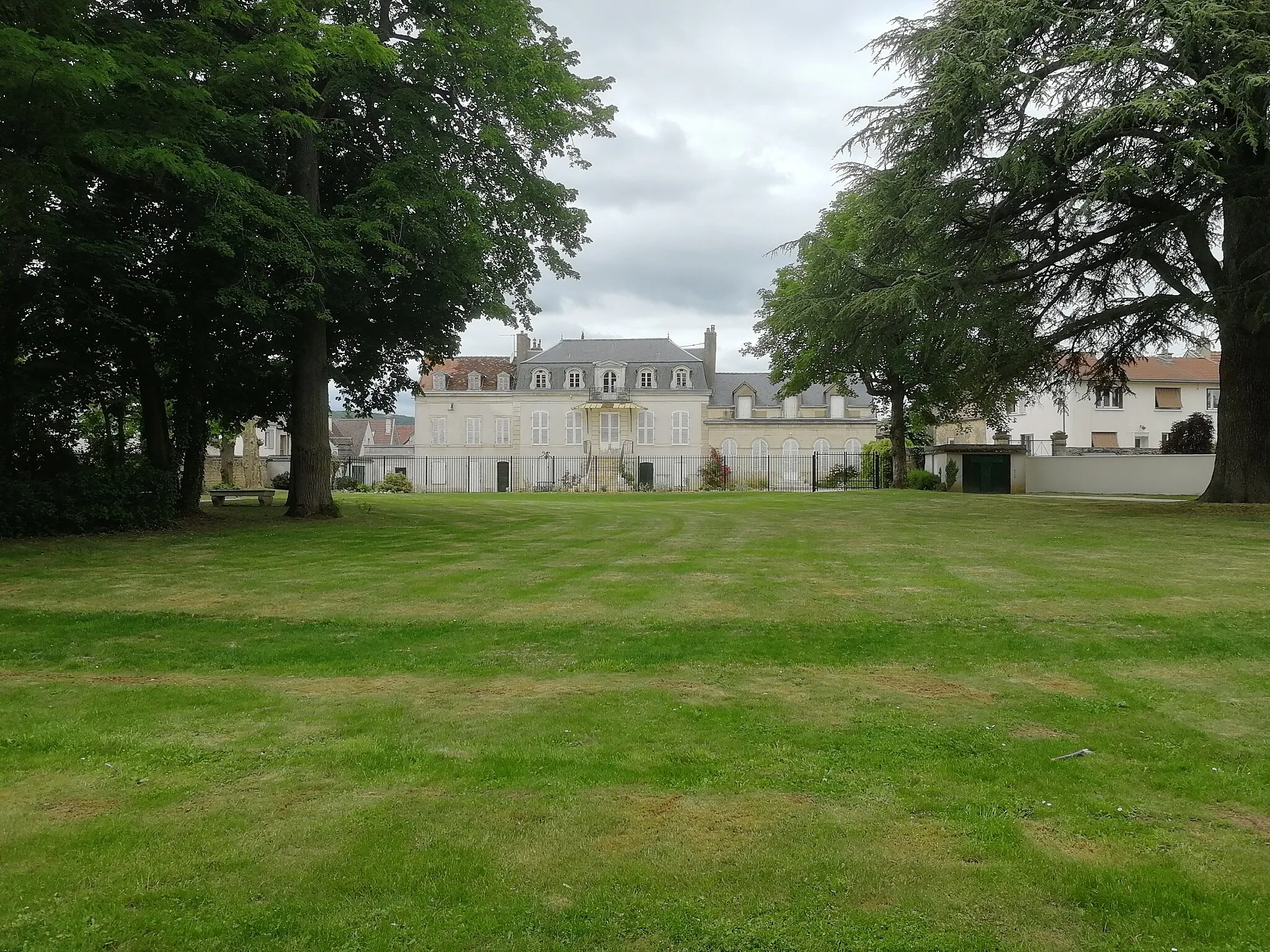 Photo showing: Perrigny-lès-Dijon, Côte-d'Or, Bourgogne, France