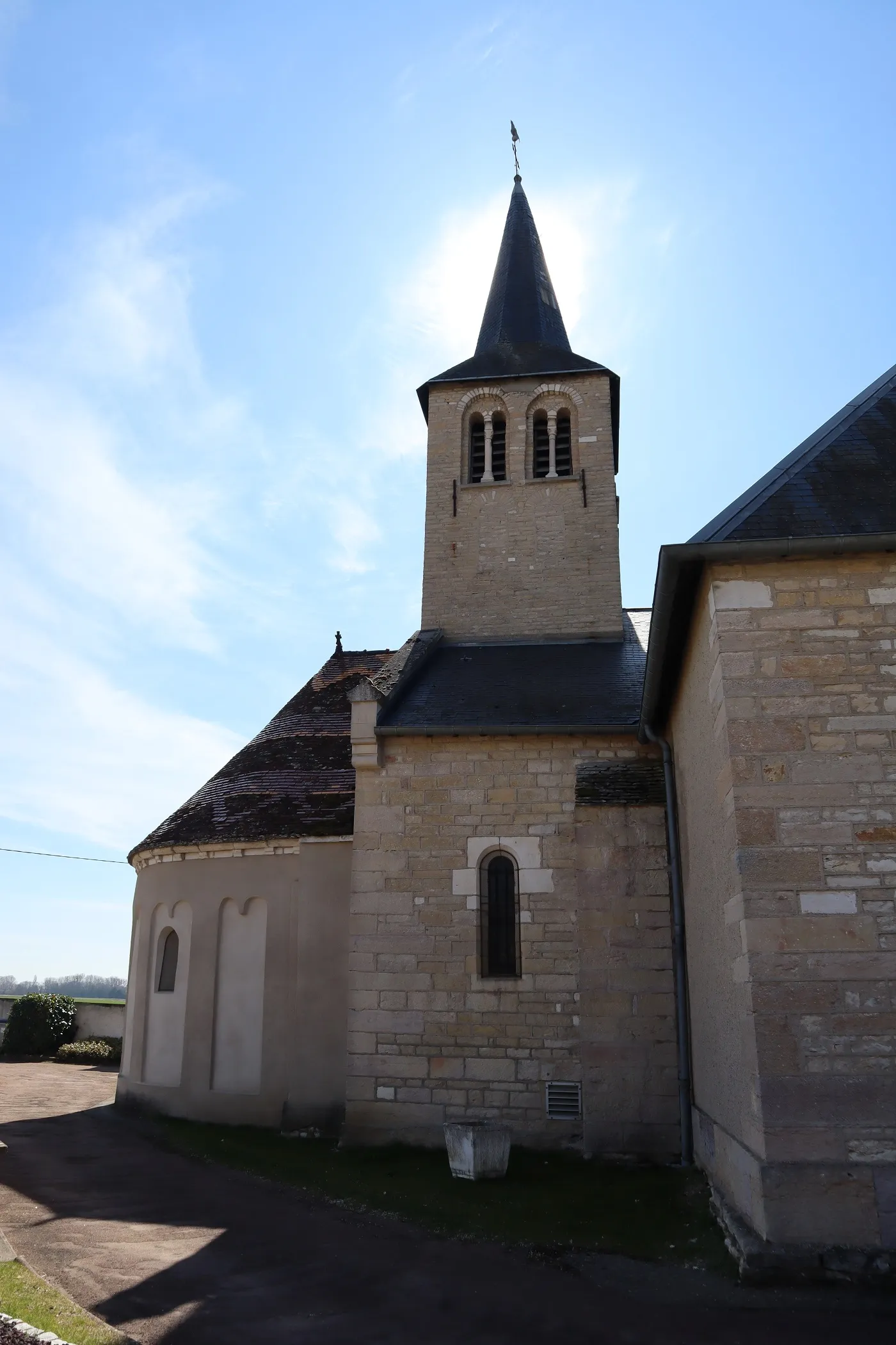 Photo showing: Église Saint-Phal de Bretenière (21). Extérieur.