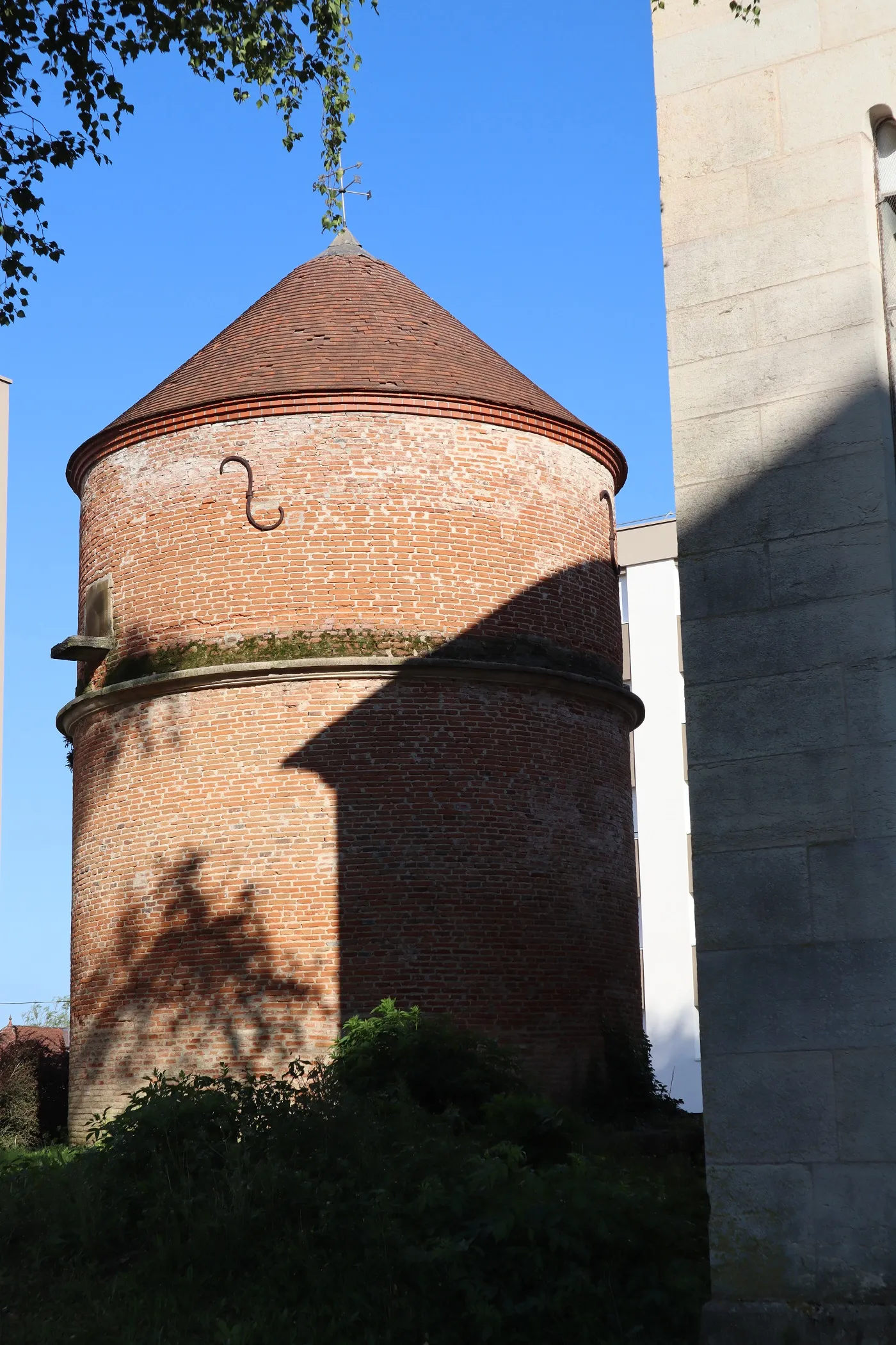 Photo showing: Pigeonnier du château Dumesnil à Brazey-en-Plaine (21).