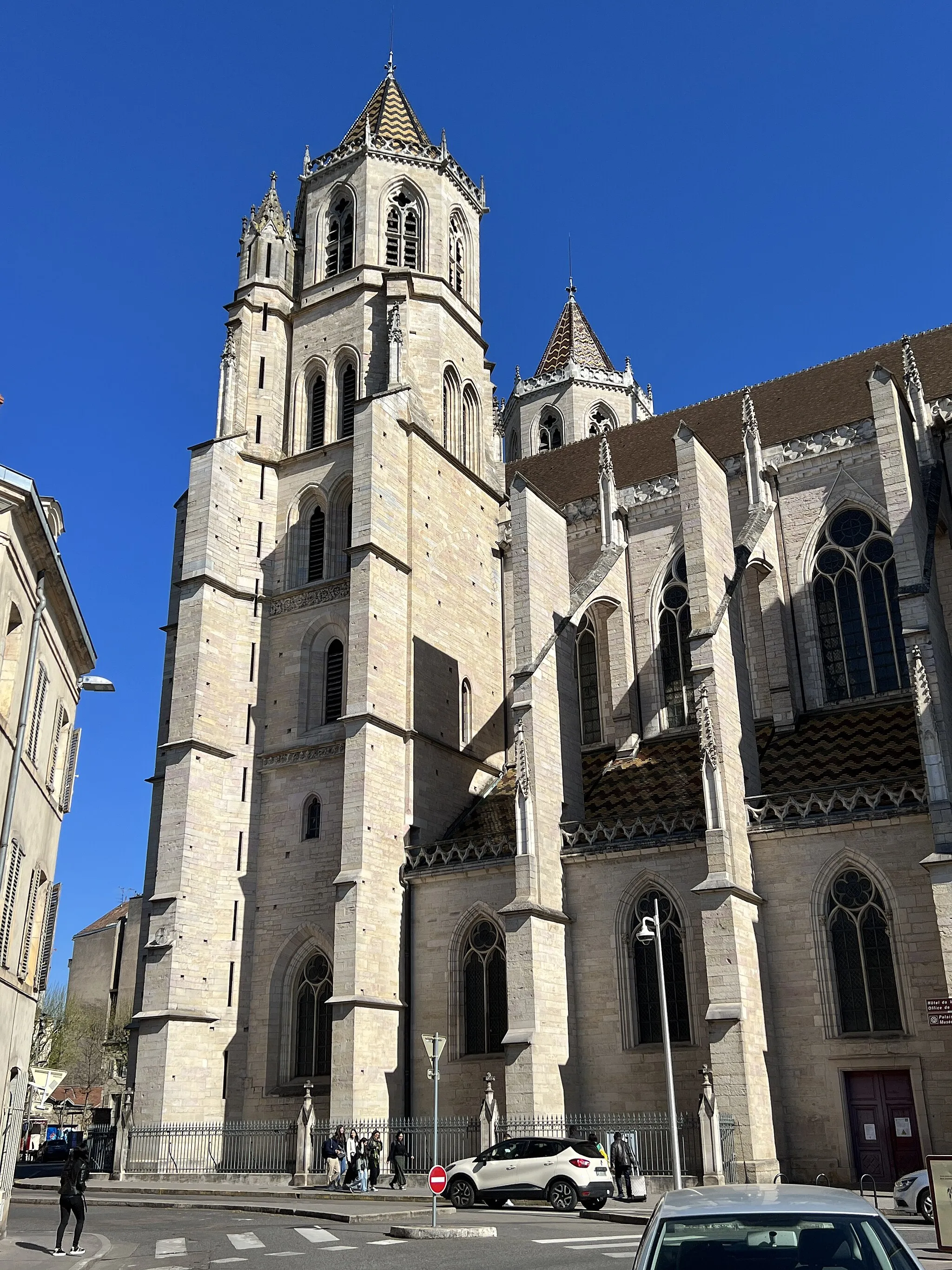 Photo showing: Cathédrale Saint-Bénigne de Dijon.