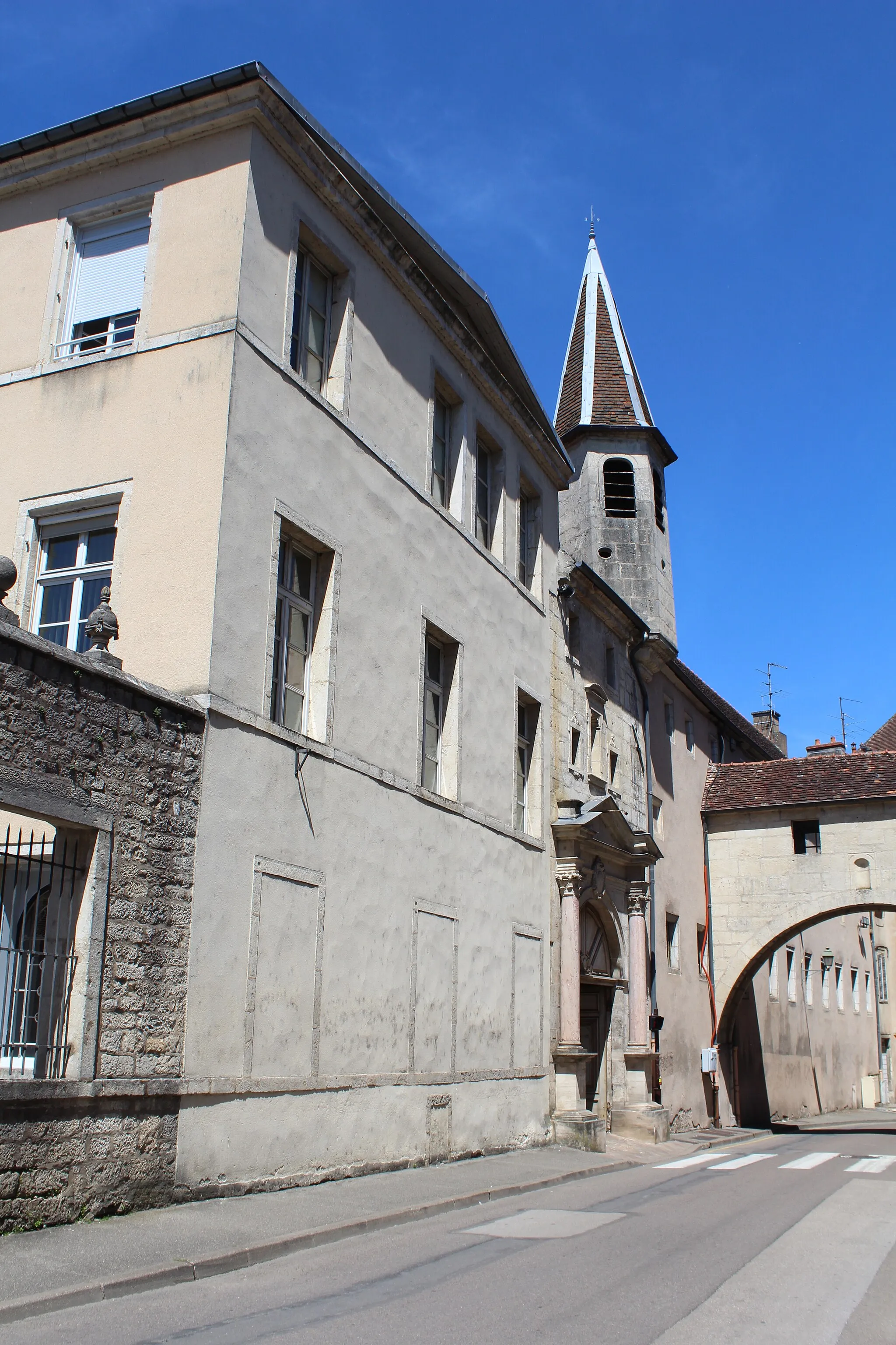 Photo showing: Collège de l'Arc, Dole.